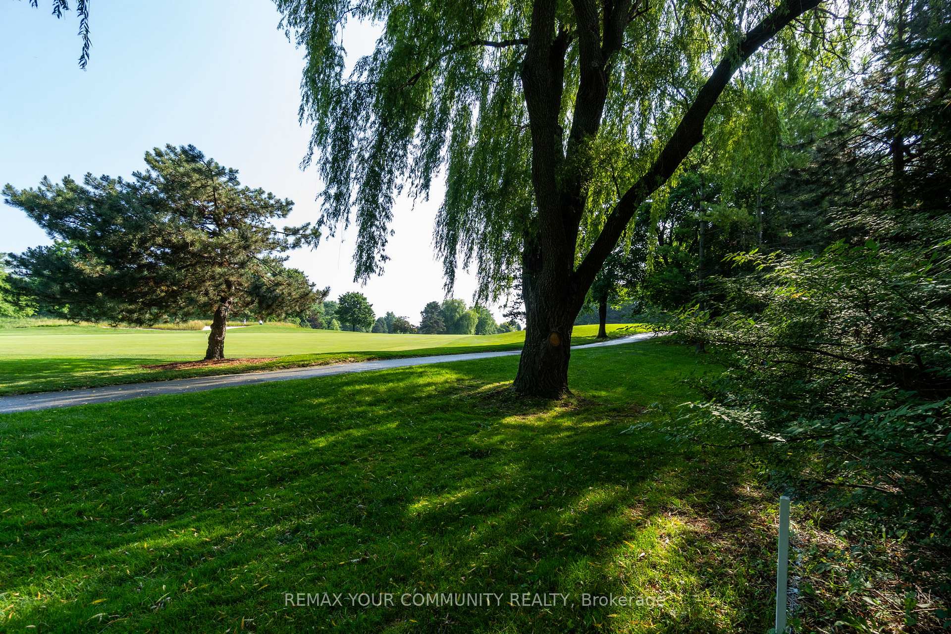 Photo 41 of 58 Buck's Place, Vaughan, East Woodbridge — HOMEH