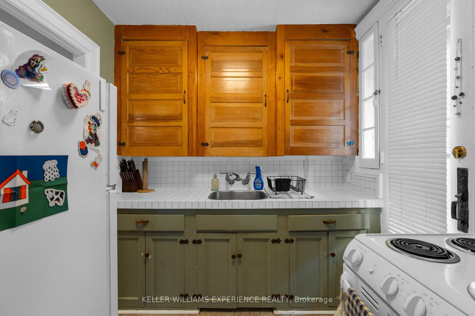 Photo 10 of Unit 7, 101 Clapperton Street, Barrie, Codrington — HOMEH