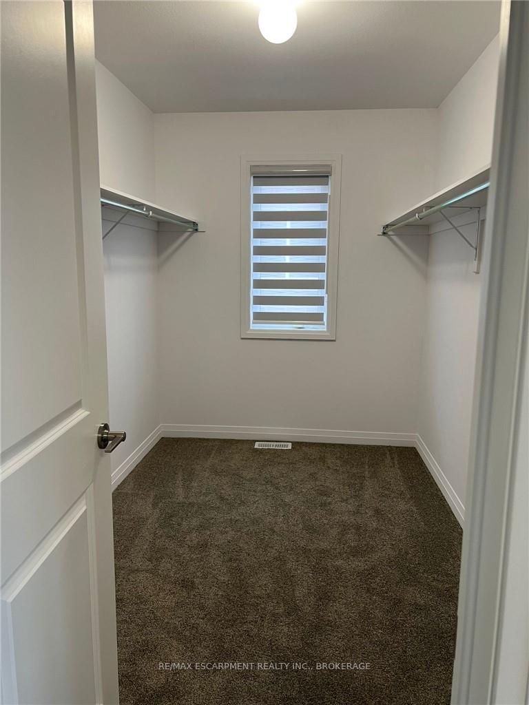 Photo 20 of 45 Bur Oak Drive, Thorold, Confederation Heights — HOMEH