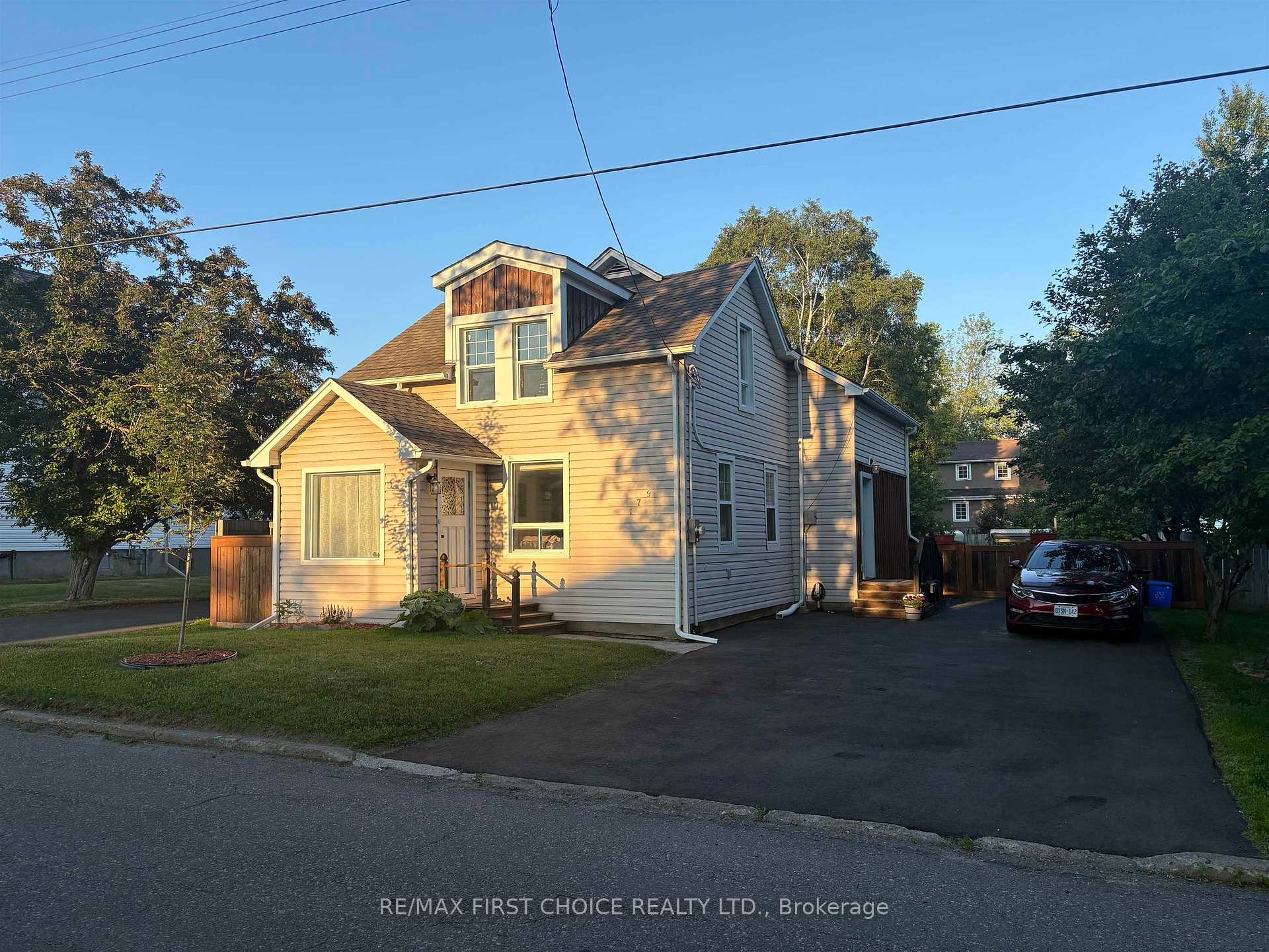 Photo 1 of 179 Windemere Ave. S, Thunder Bay, West End — HOMEH