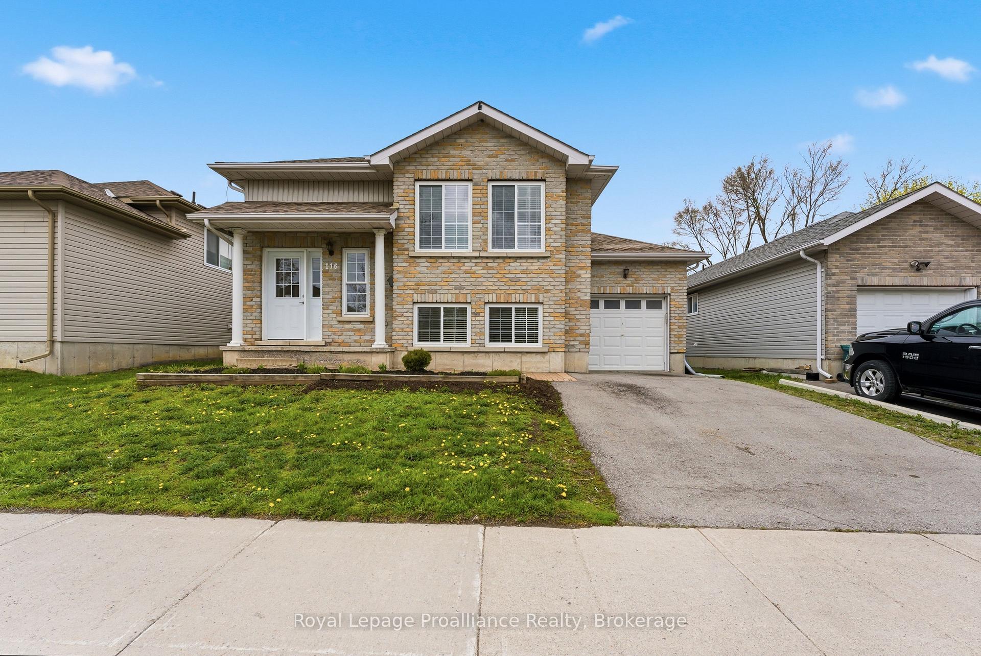 Photo 2 of 116 Pine Street, Belleville, Belleville Ward — HOMEH