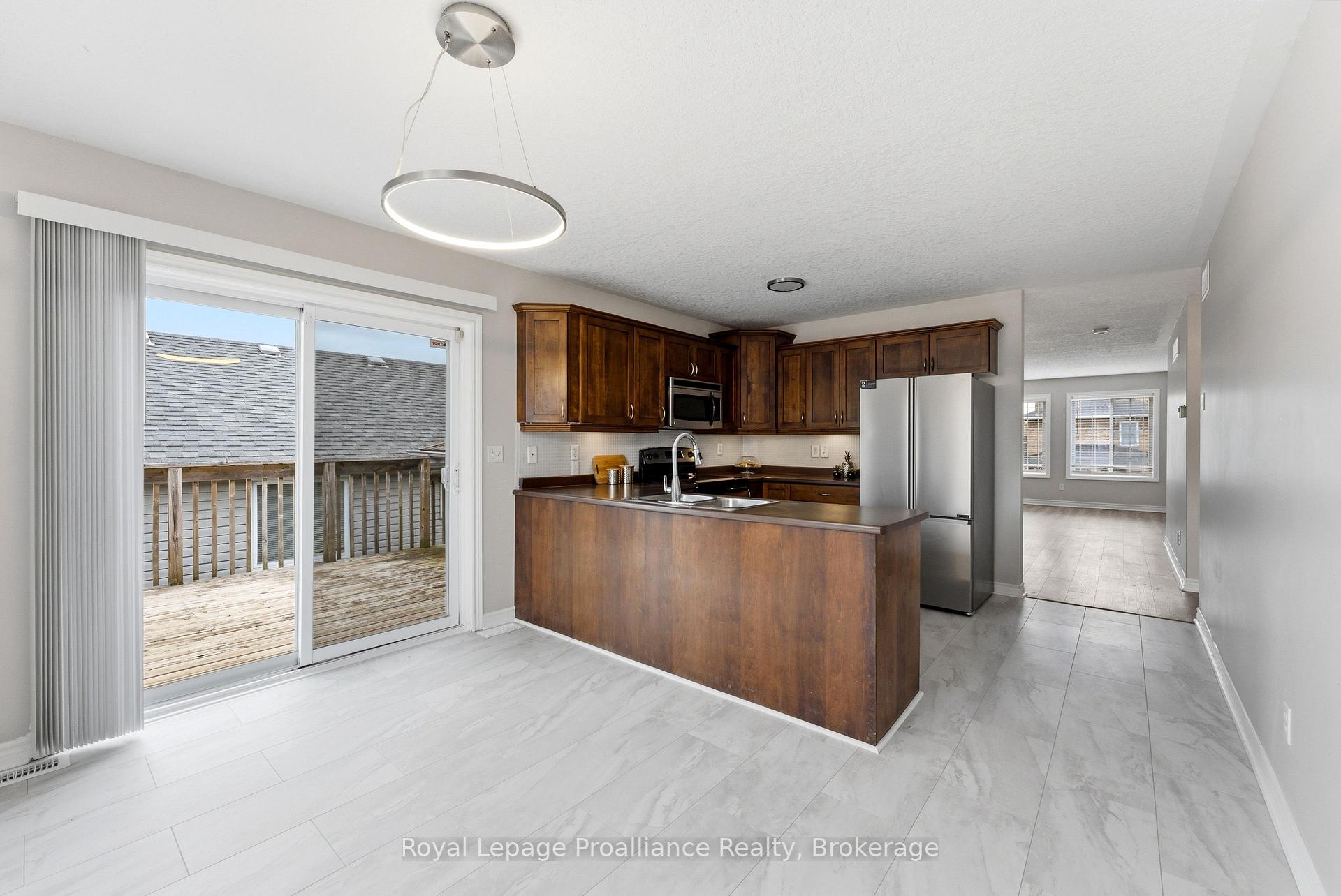 Photo 11 of 116 Pine Street, Belleville, Belleville Ward — HOMEH