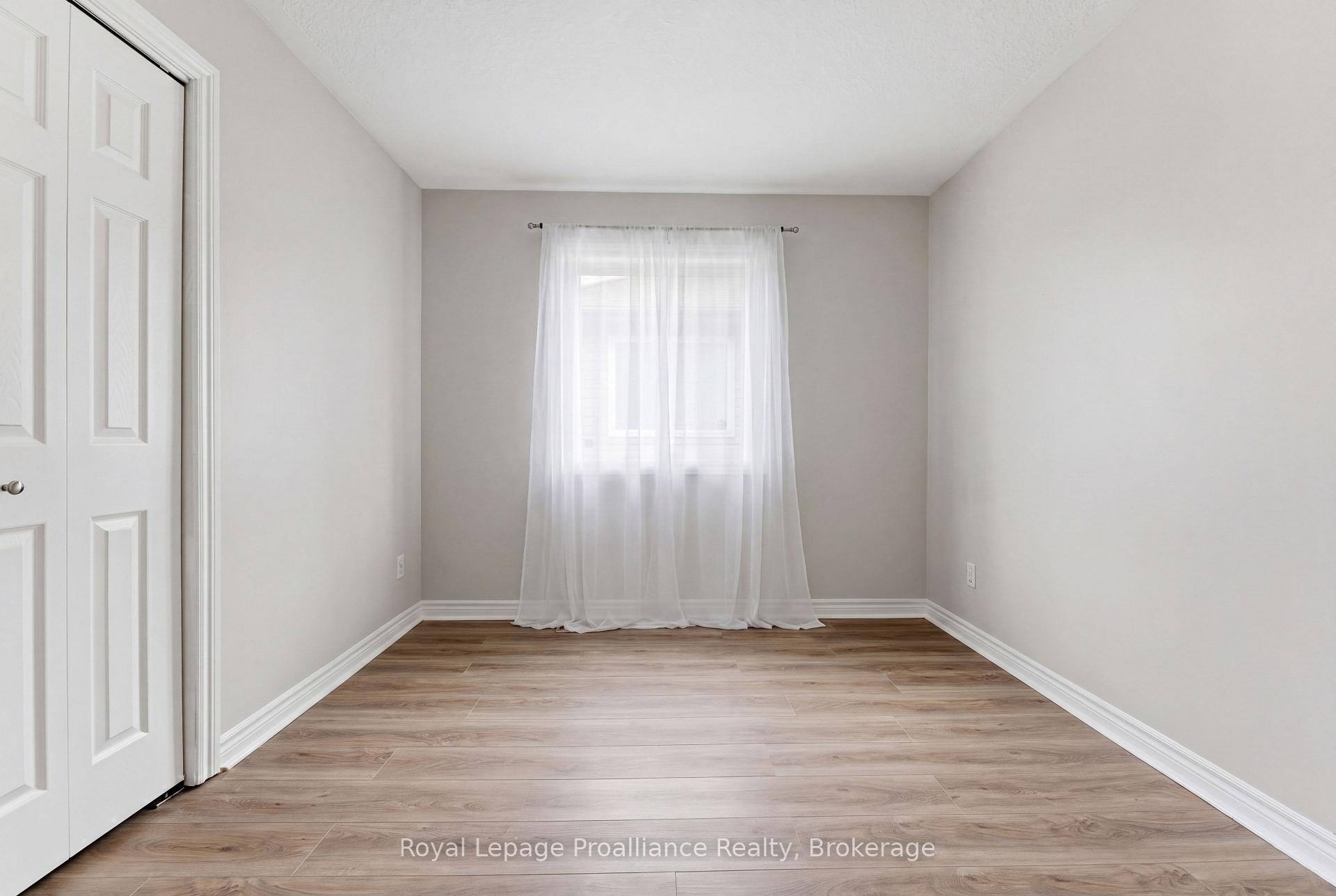 Photo 20 of 116 Pine Street, Belleville, Belleville Ward — HOMEH