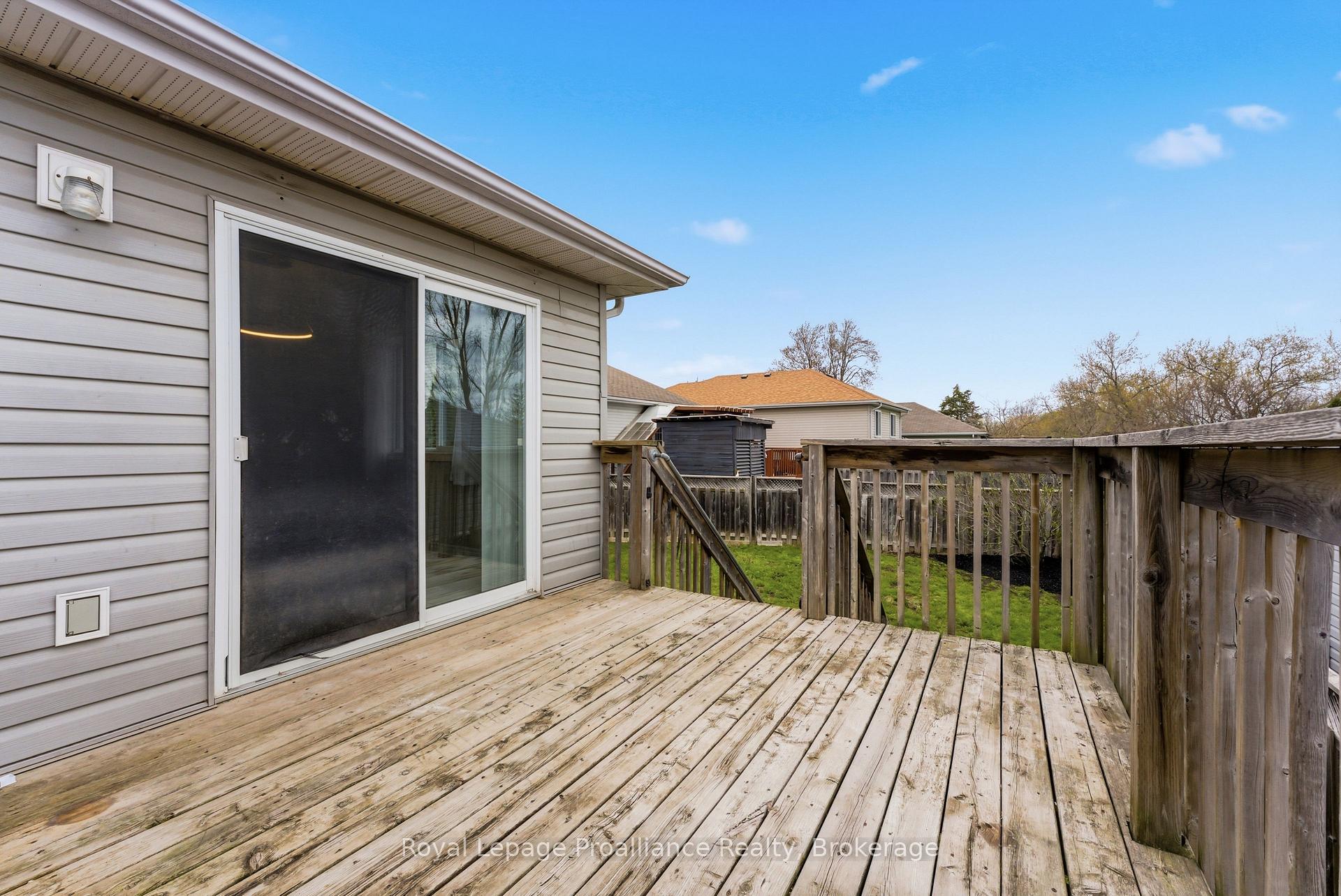 Photo 39 of 116 Pine Street, Belleville, Belleville Ward — HOMEH