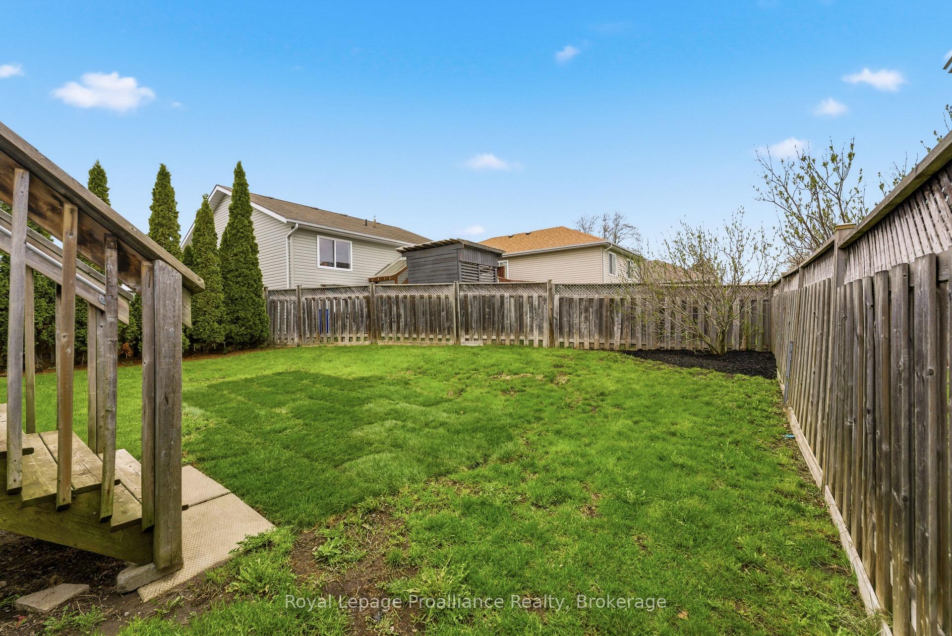 Photo 40 of 116 Pine Street, Belleville, Belleville Ward — HOMEH
