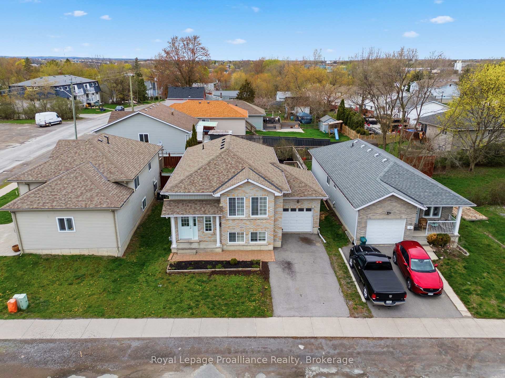 Photo 44 of 116 Pine Street, Belleville, Belleville Ward — HOMEH