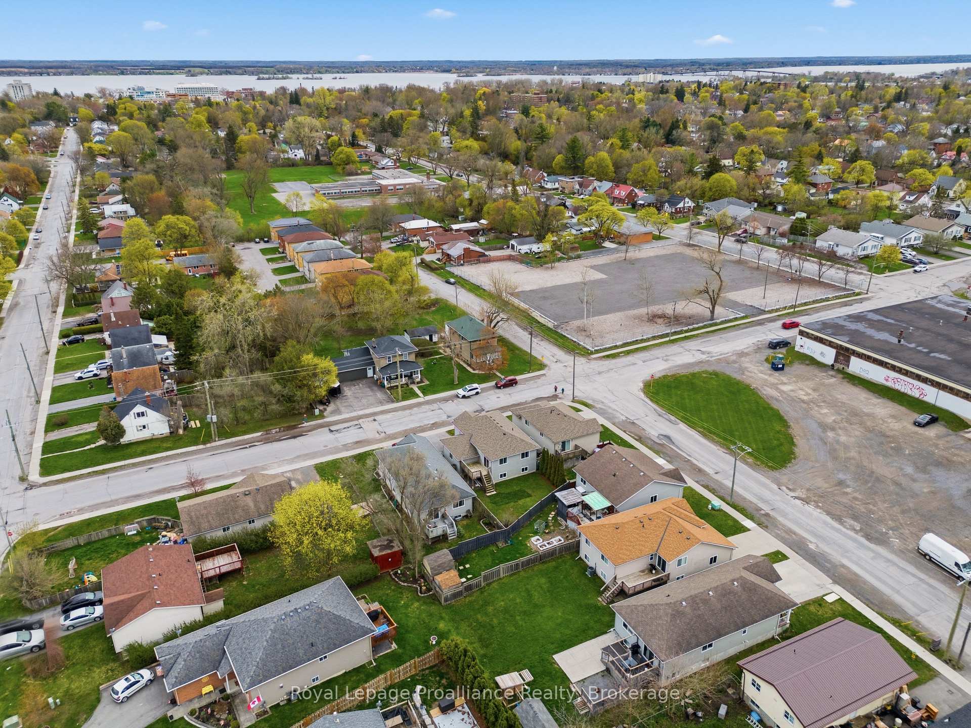 Photo 47 of 116 Pine Street, Belleville, Belleville Ward — HOMEH