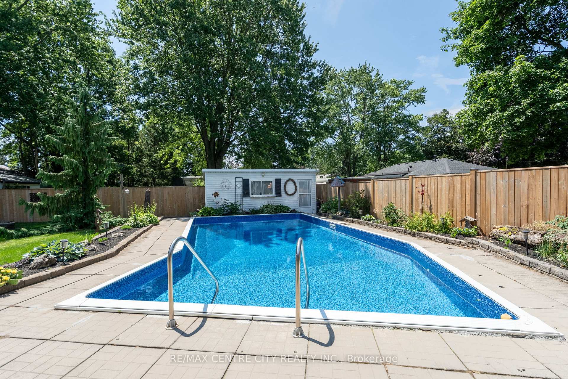 Photo 36 of 580 Albert Street, Strathroy-Caradoc, NW — HOMEH