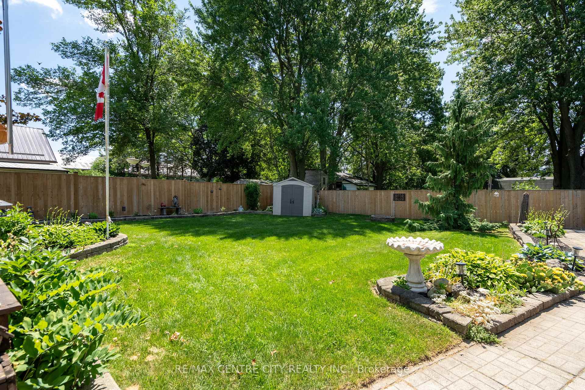 Photo 37 of 580 Albert Street, Strathroy-Caradoc, NW — HOMEH