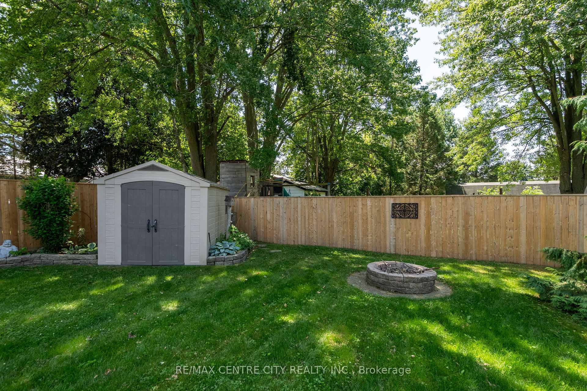 Photo 39 of 580 Albert Street, Strathroy-Caradoc, NW — HOMEH
