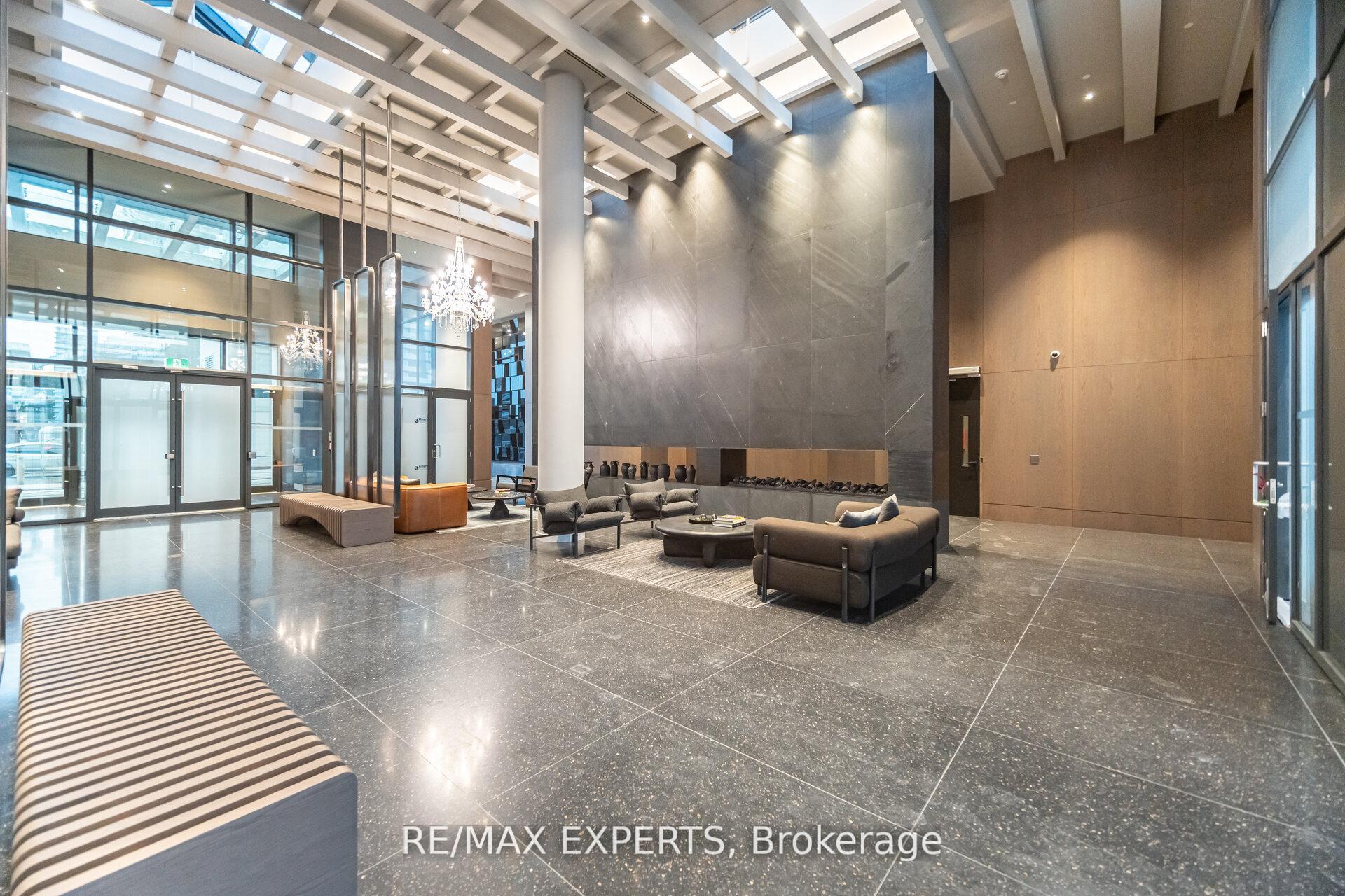 Photo 8 of Unit 2702, 8 Interchange Way, Vaughan, Vaughan Corporate Centre — HOMEH