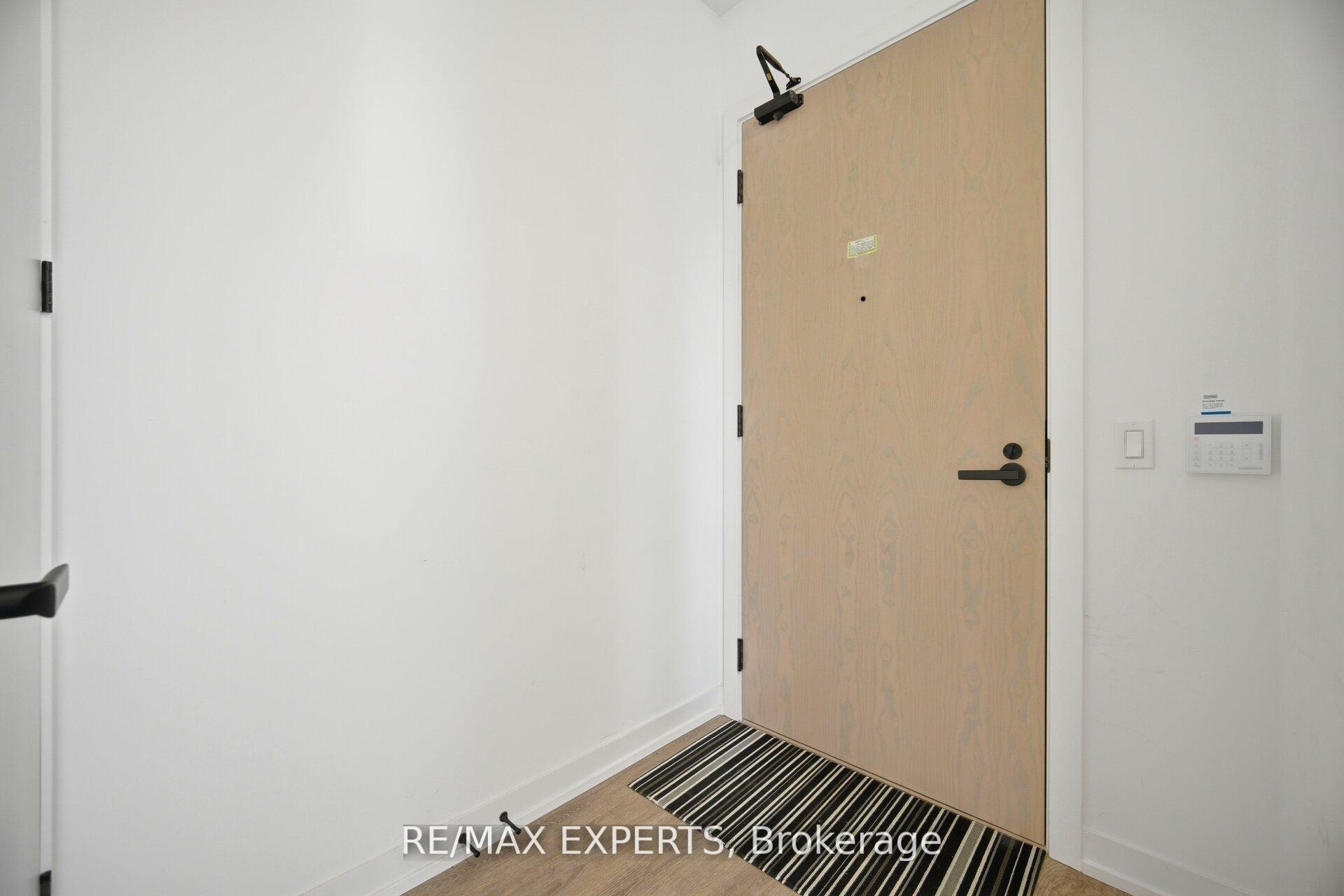 Photo 10 of Unit 2702, 8 Interchange Way, Vaughan, Vaughan Corporate Centre — HOMEH