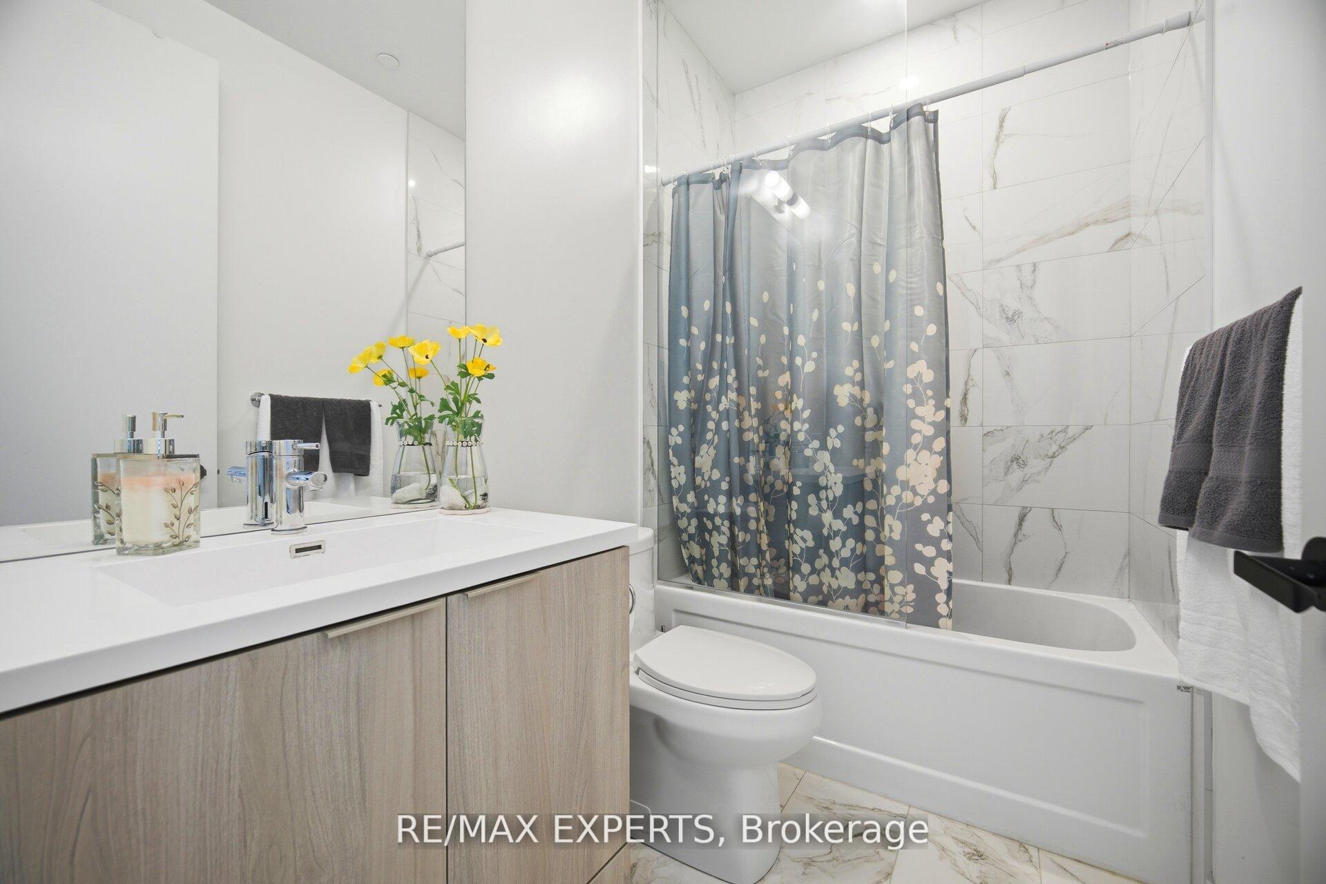 Photo 23 of Unit 2702, 8 Interchange Way, Vaughan, Vaughan Corporate Centre — HOMEH