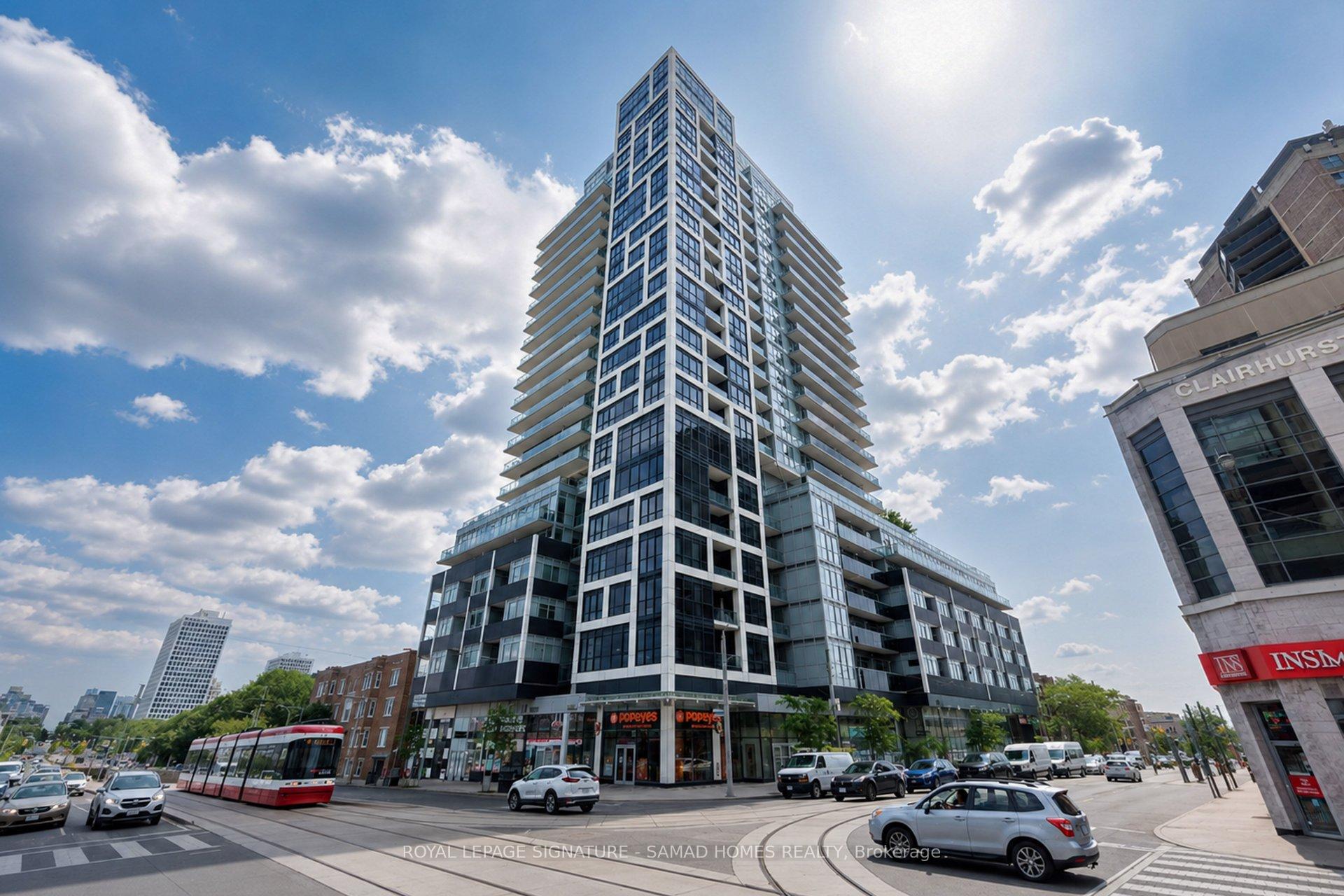 Front of Unit 1508, 501 St Clair Avenue W