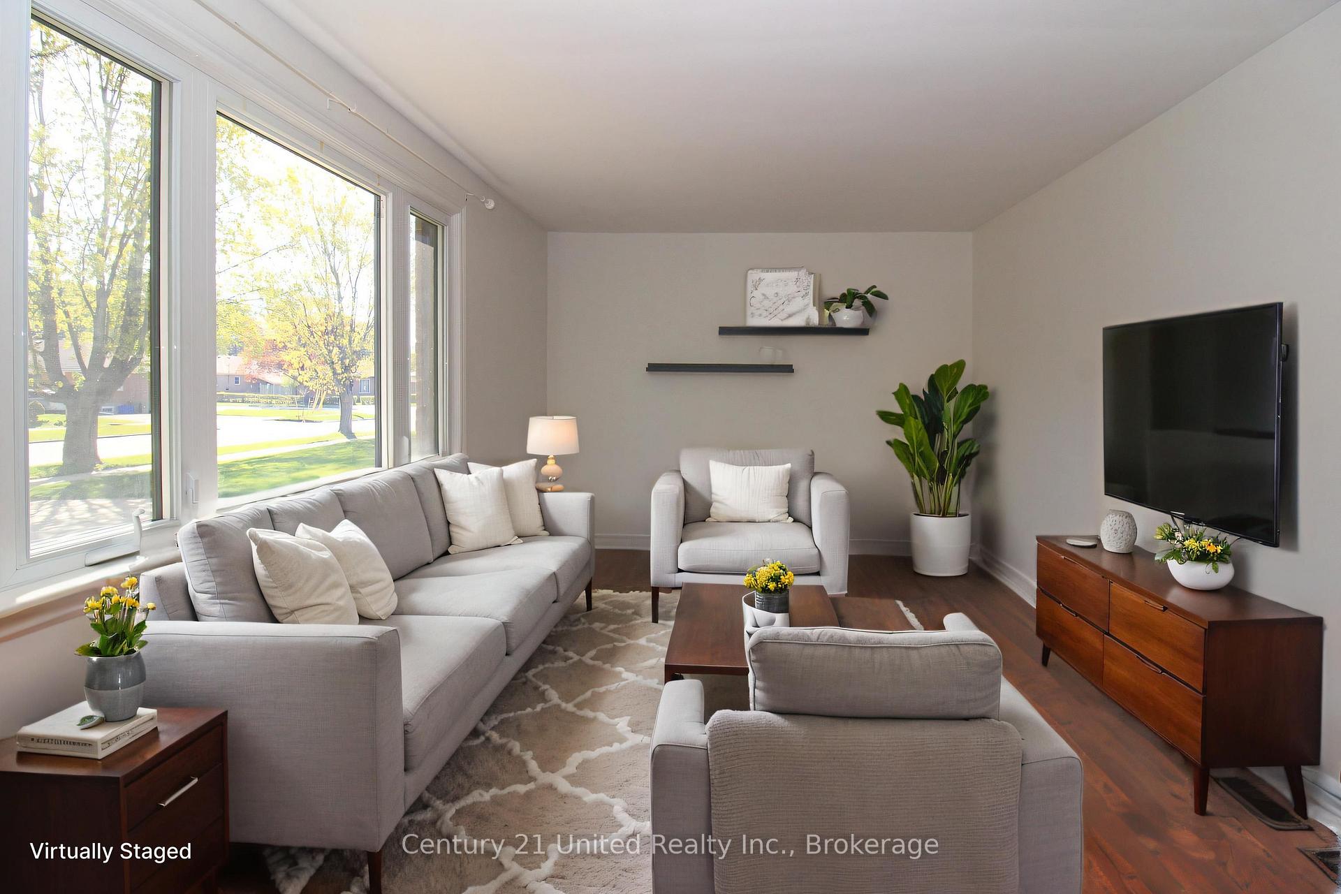 Photo 9 of 819 Argyle Street, Peterborough, Northcrest Ward 5 — HOMEH
