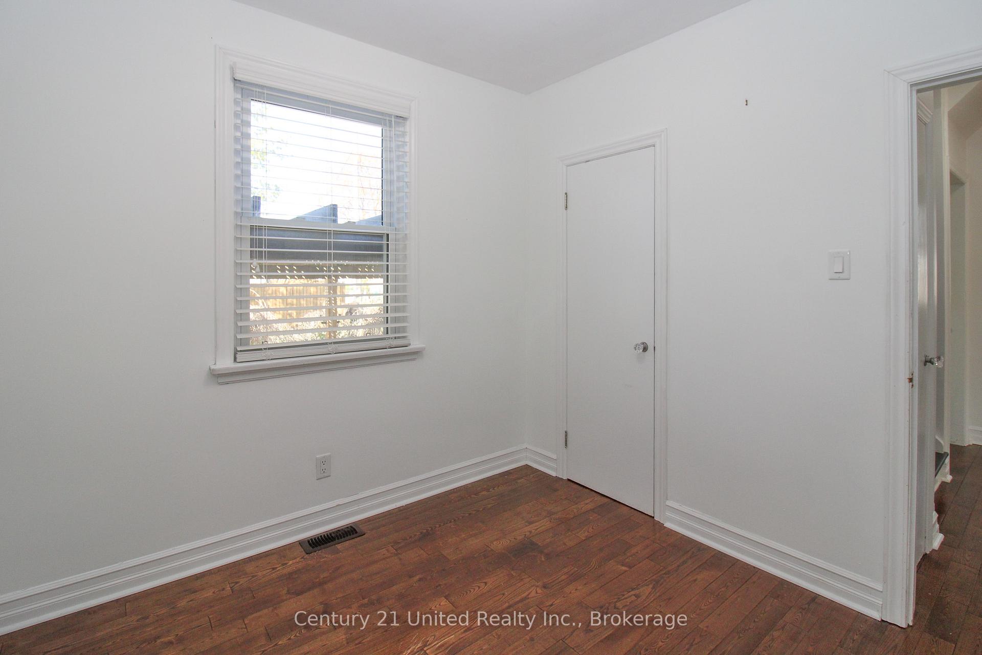 Photo 18 of 819 Argyle Street, Peterborough, Northcrest Ward 5 — HOMEH