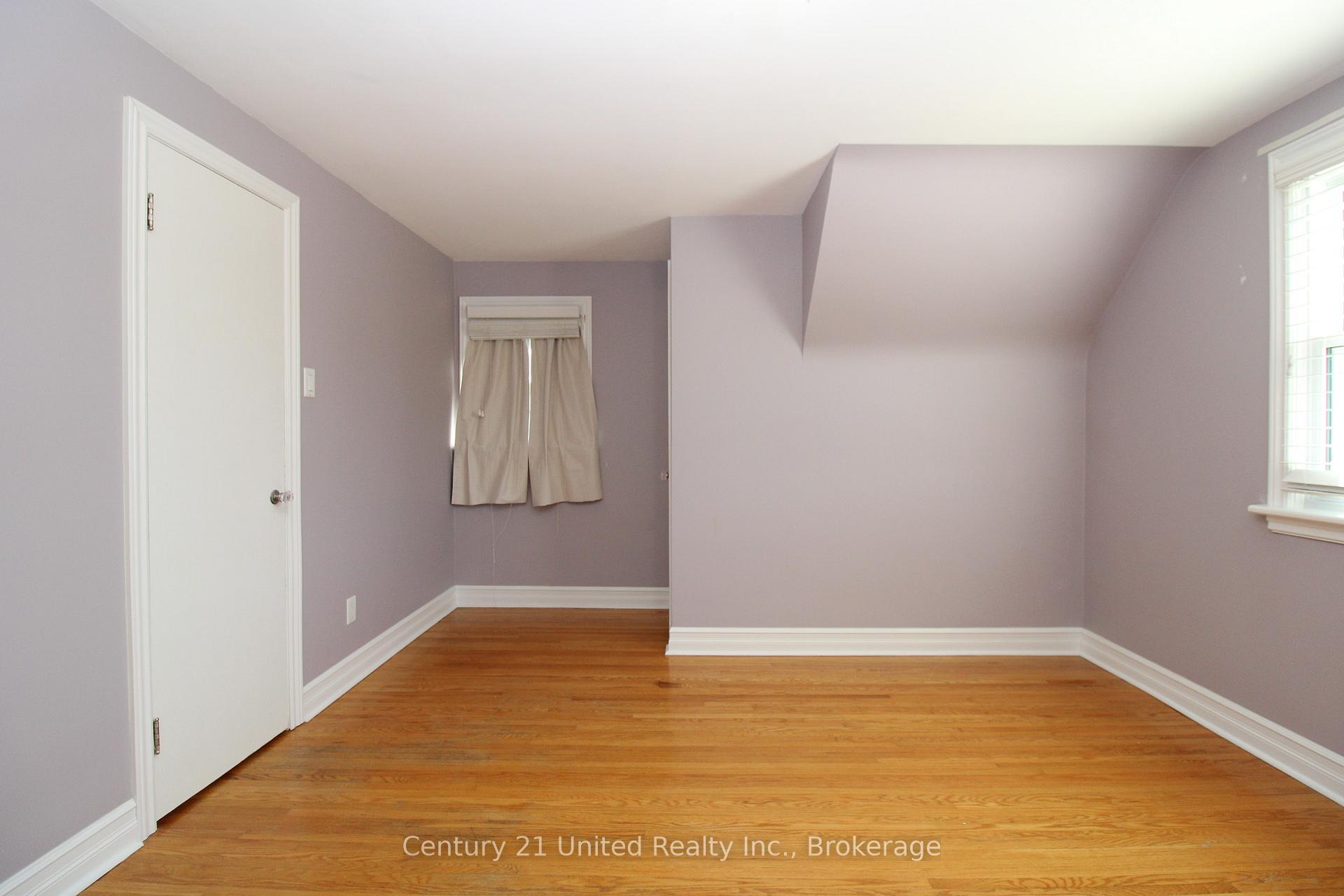 Photo 23 of 819 Argyle Street, Peterborough, Northcrest Ward 5 — HOMEH