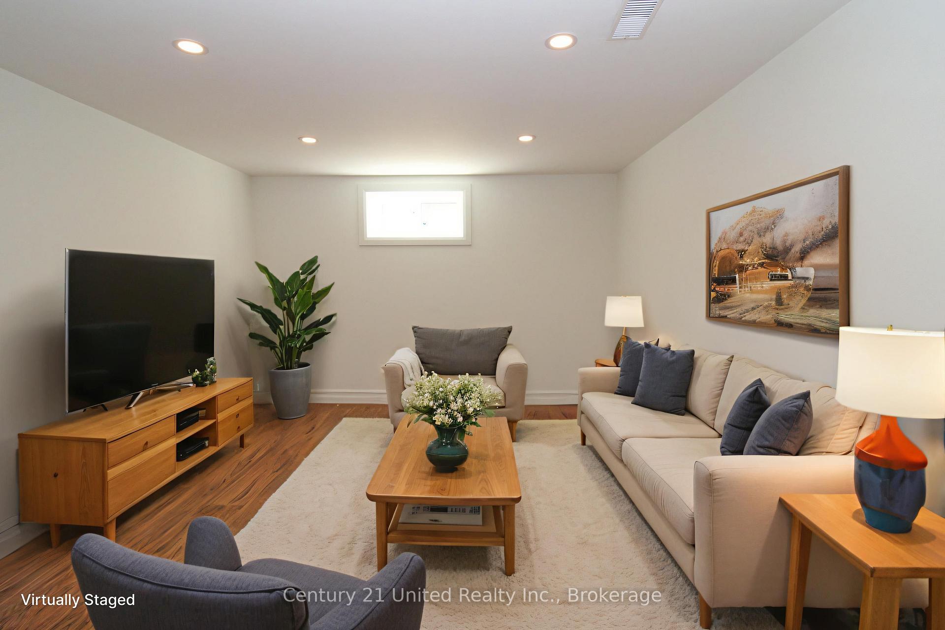 Photo 31 of 819 Argyle Street, Peterborough, Northcrest Ward 5 — HOMEH