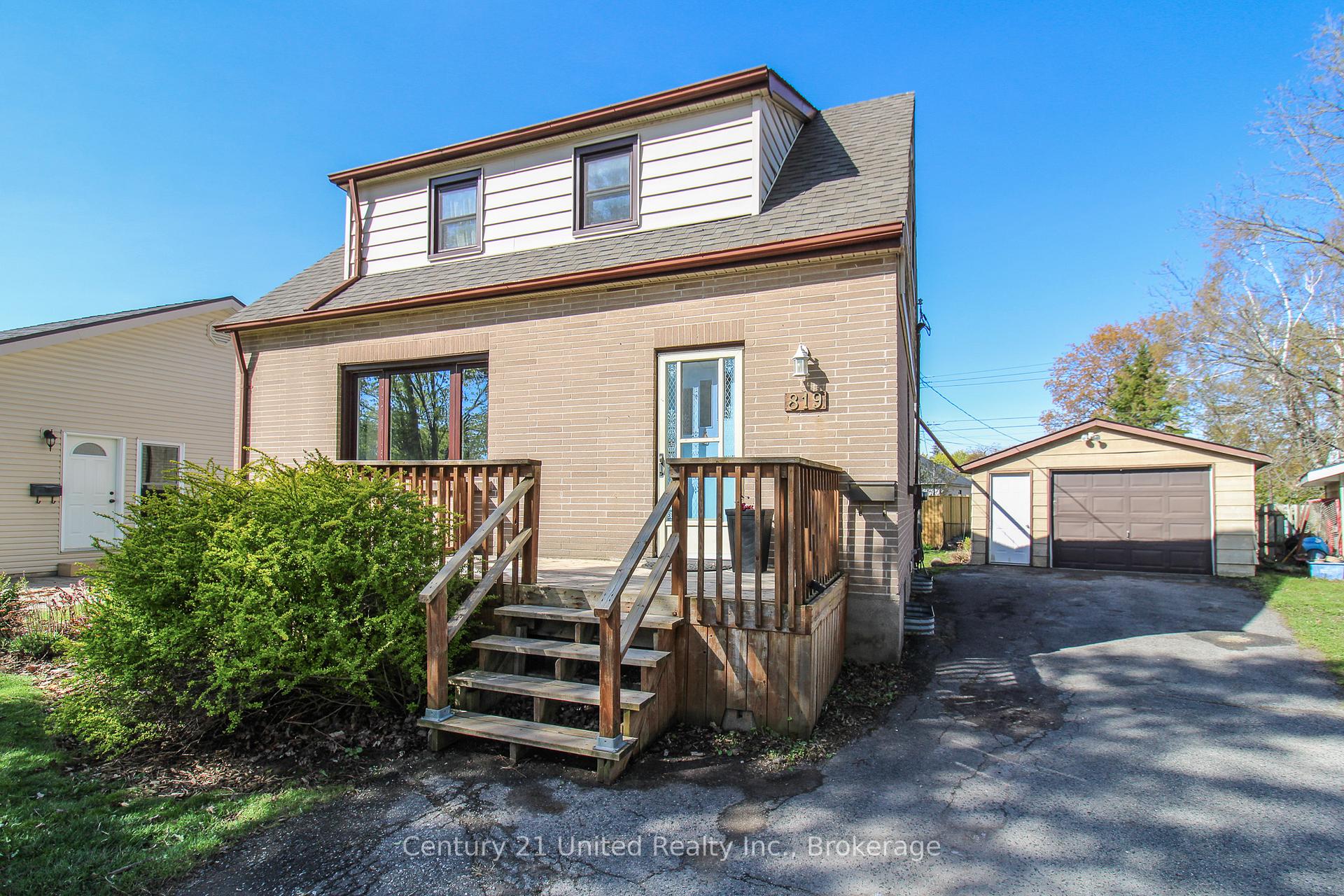 Photo 41 of 819 Argyle Street, Peterborough, Northcrest Ward 5 — HOMEH
