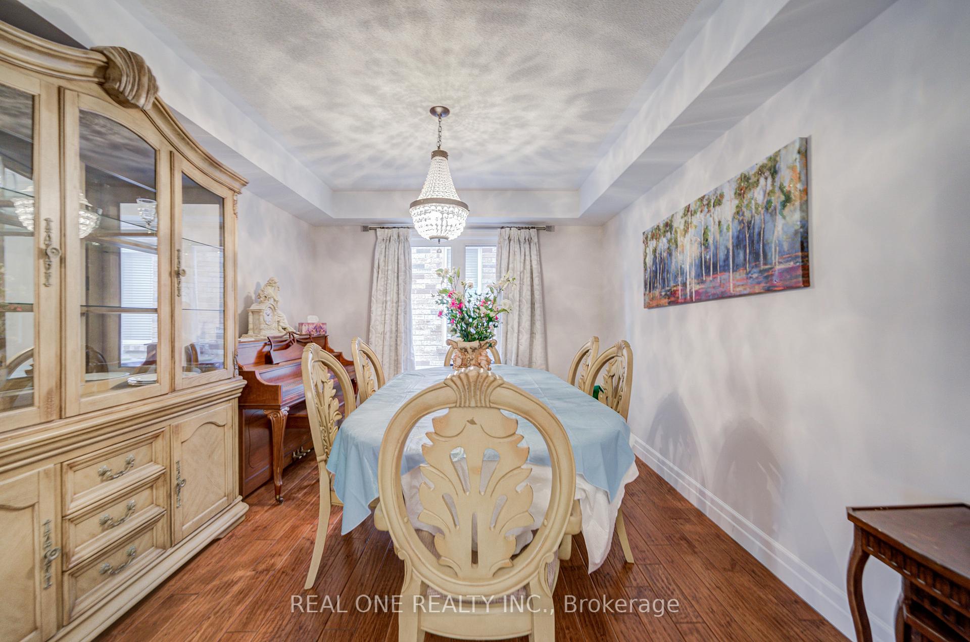 Photo 5 of Unit Upper, 27 Cranston Street, Hamilton, Meadowlands — HOMEH