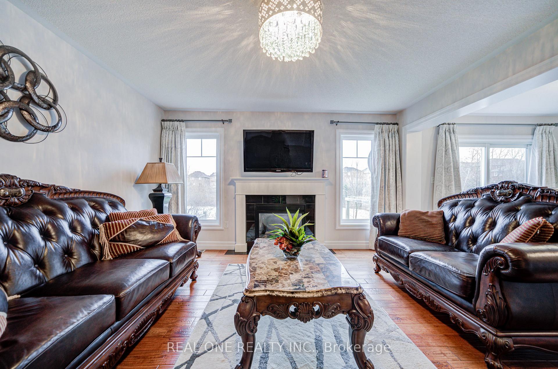 Photo 7 of Unit Upper, 27 Cranston Street, Hamilton, Meadowlands — HOMEH