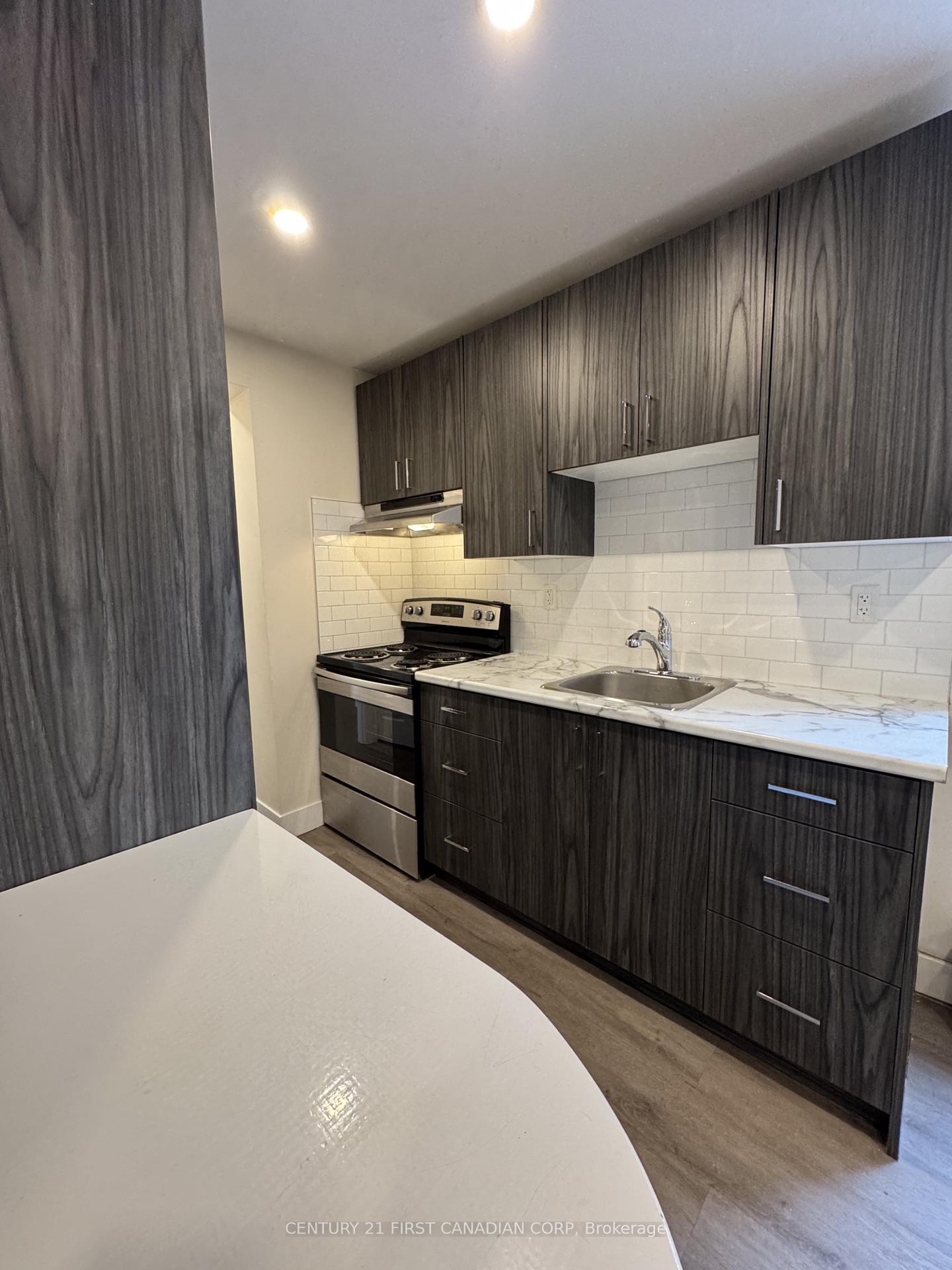 Photo 10 of Unit 325, 75 High Street, London, South F — HOMEH