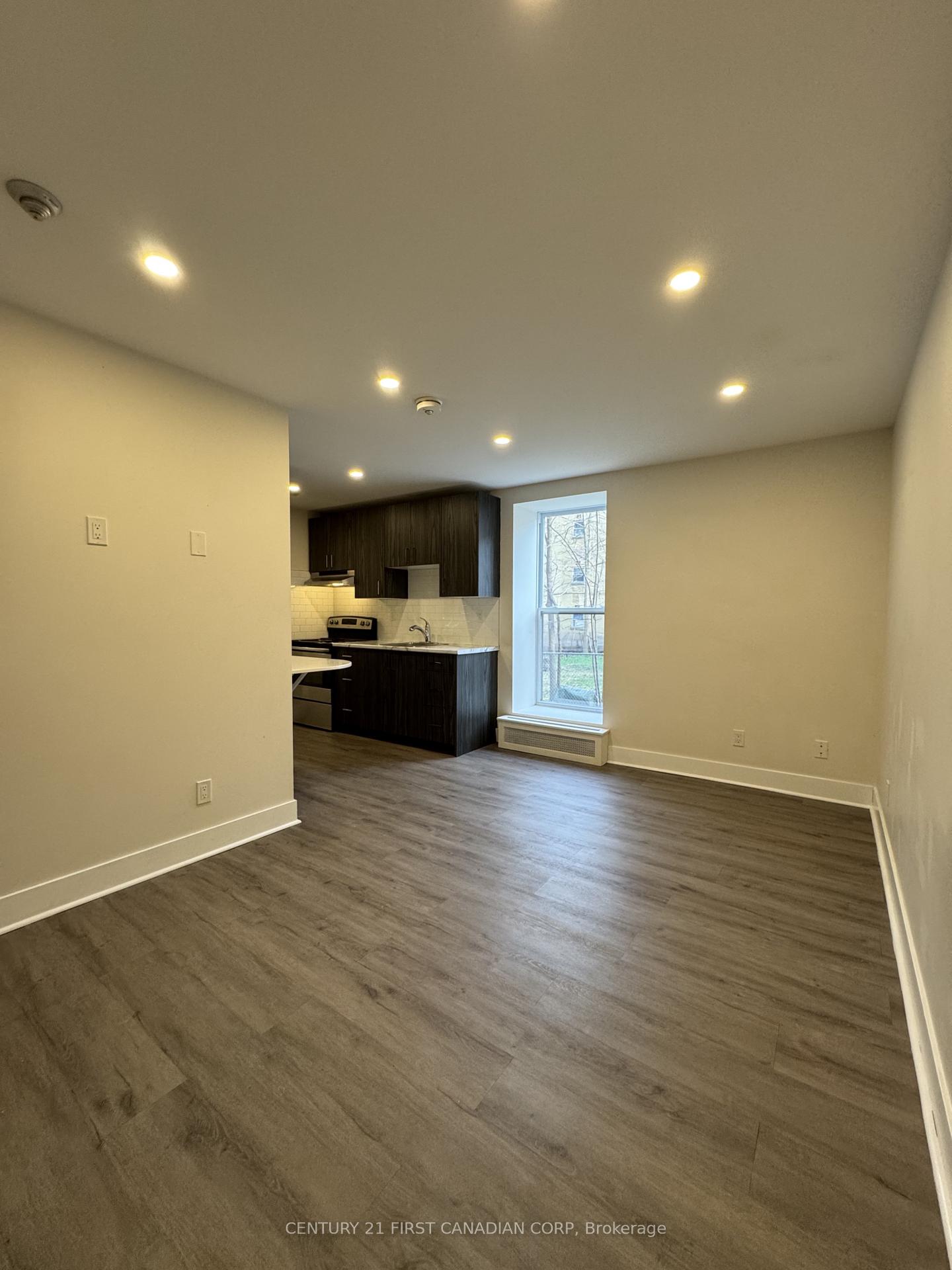 Photo 12 of Unit 325, 75 High Street, London, South F — HOMEH