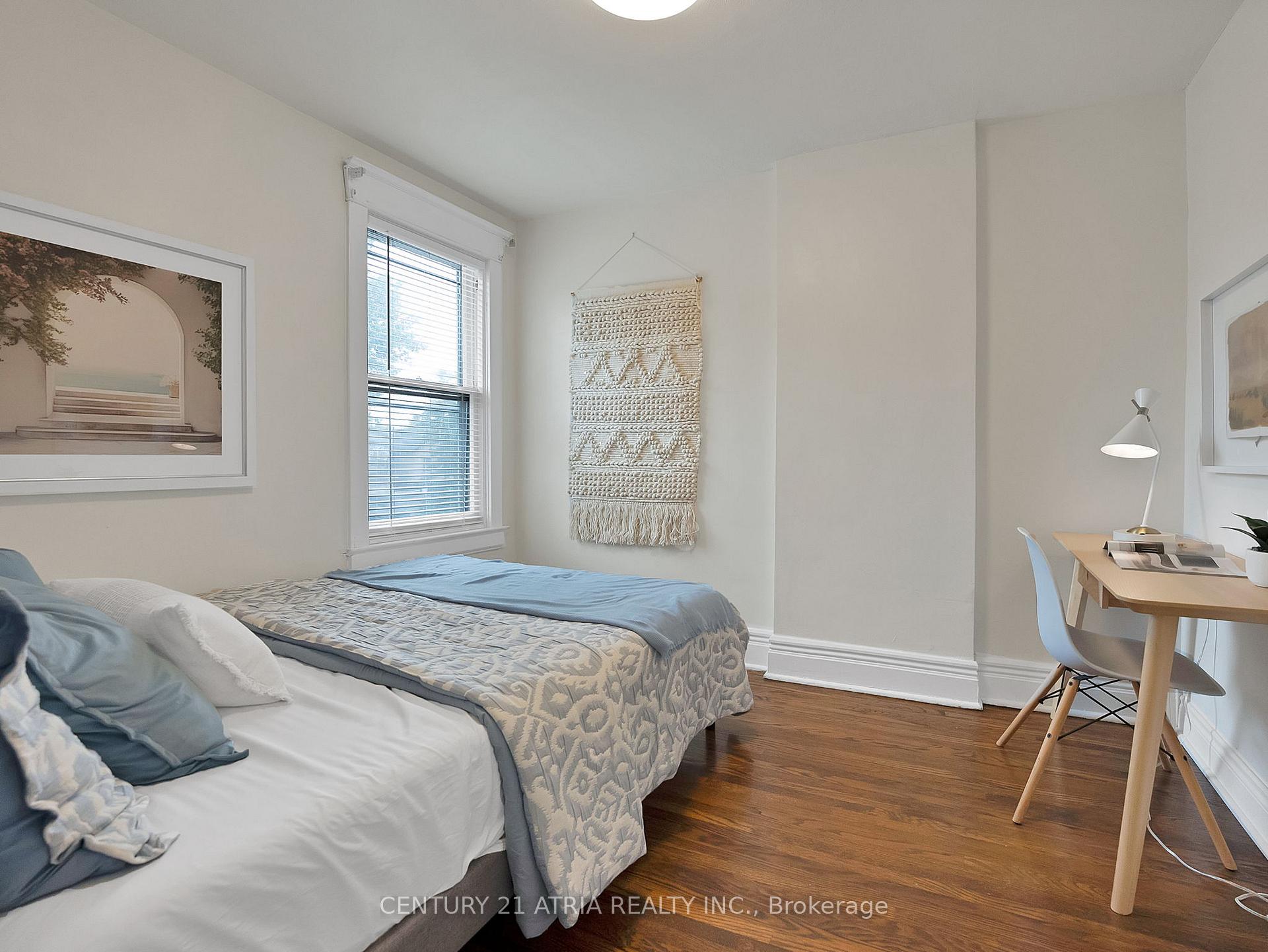Photo 19 of 32 Rosevear Avenue, Toronto, Crescent Town — HOMEH