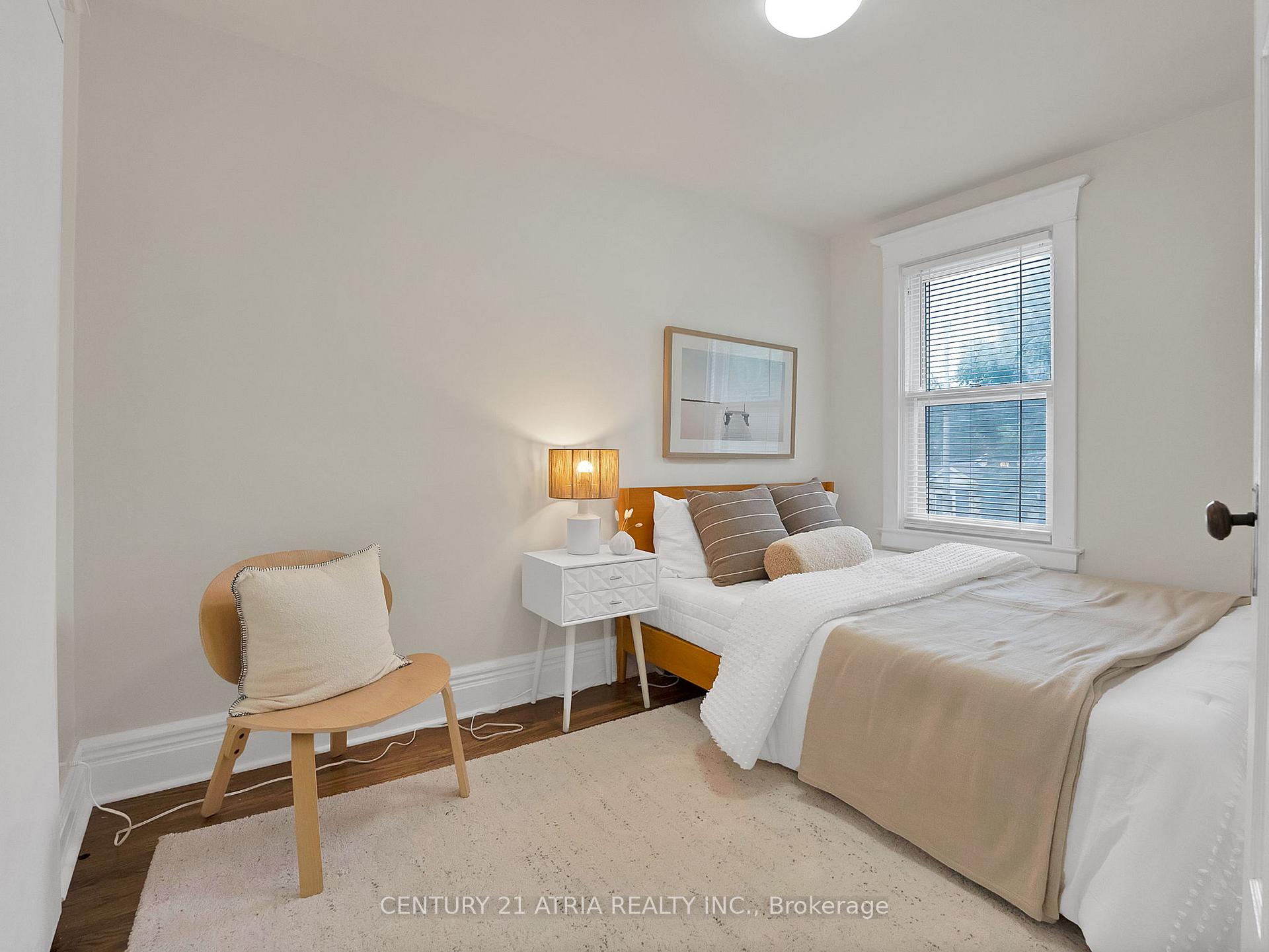 Photo 23 of 32 Rosevear Avenue, Toronto, Crescent Town — HOMEH