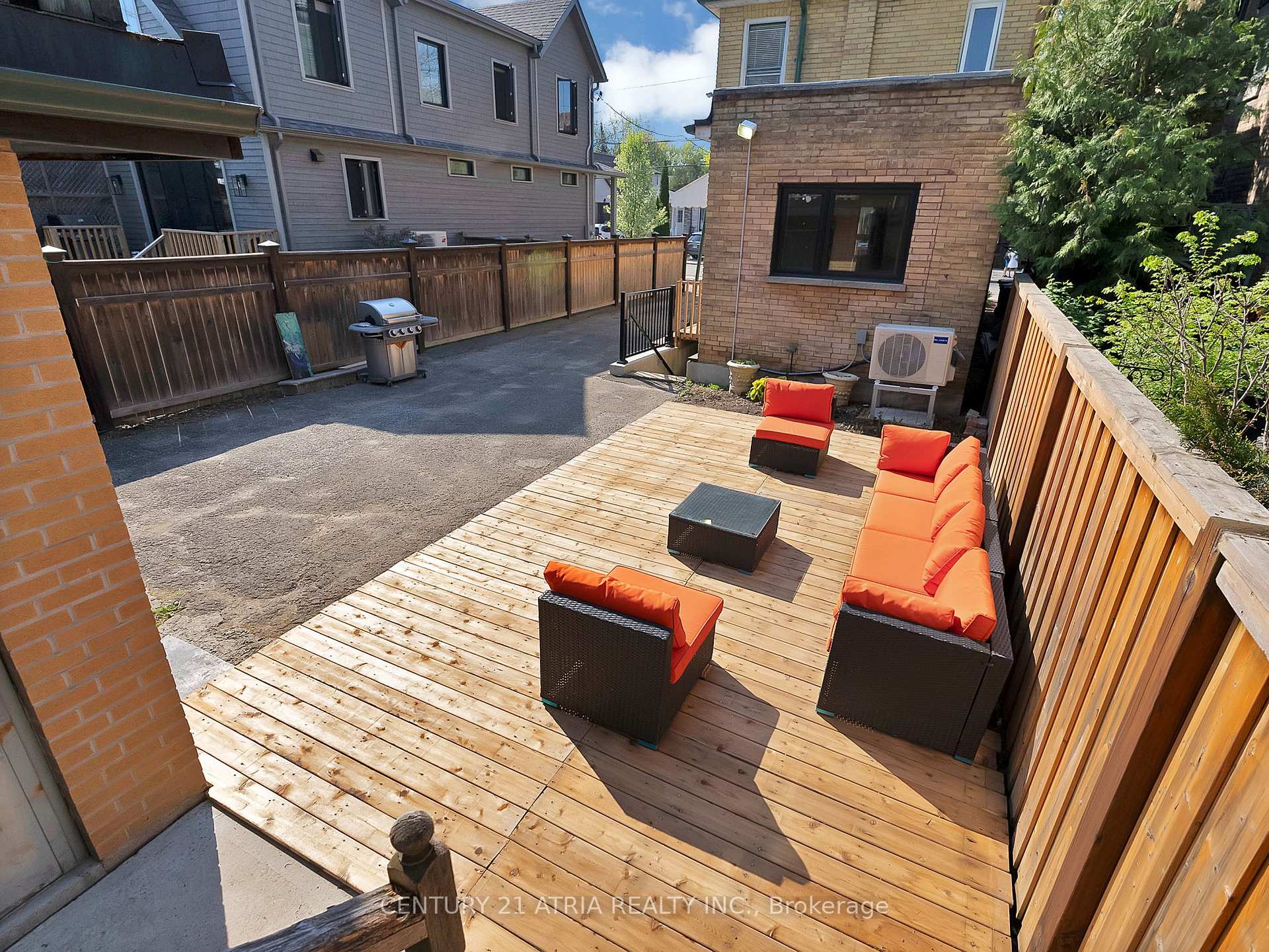 Photo 37 of 32 Rosevear Avenue, Toronto, Crescent Town — HOMEH