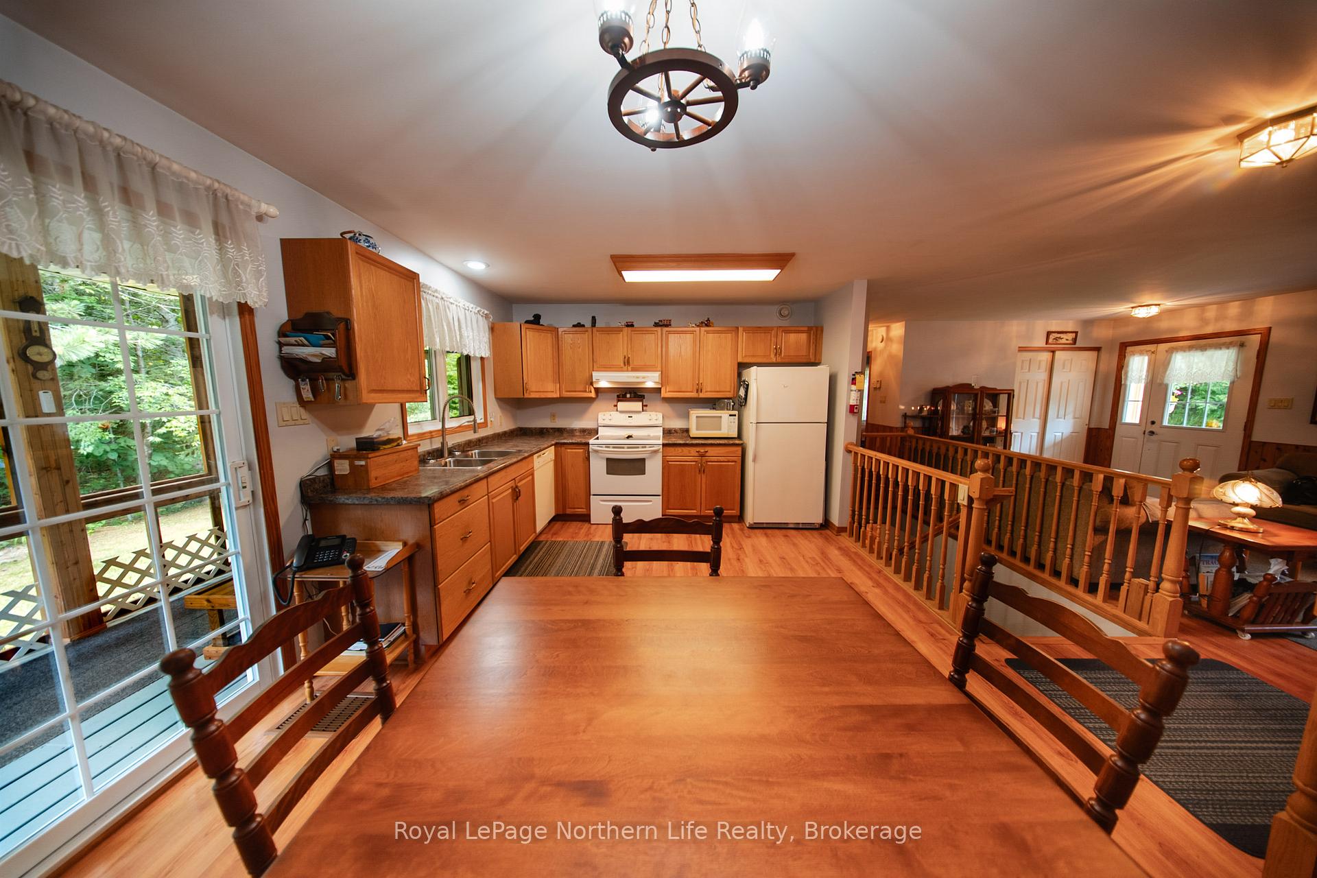 Photo 8 of 1025 Maple Road, Chisholm — HOMEH