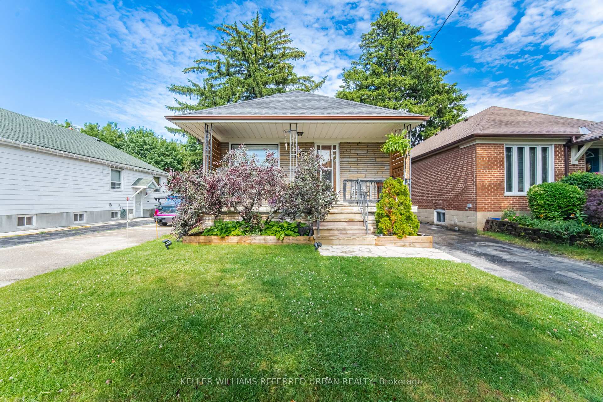 Photo 1 of 41 Parker Avenue, Etobicoke, Stonegate-Queensway — HOMEH
