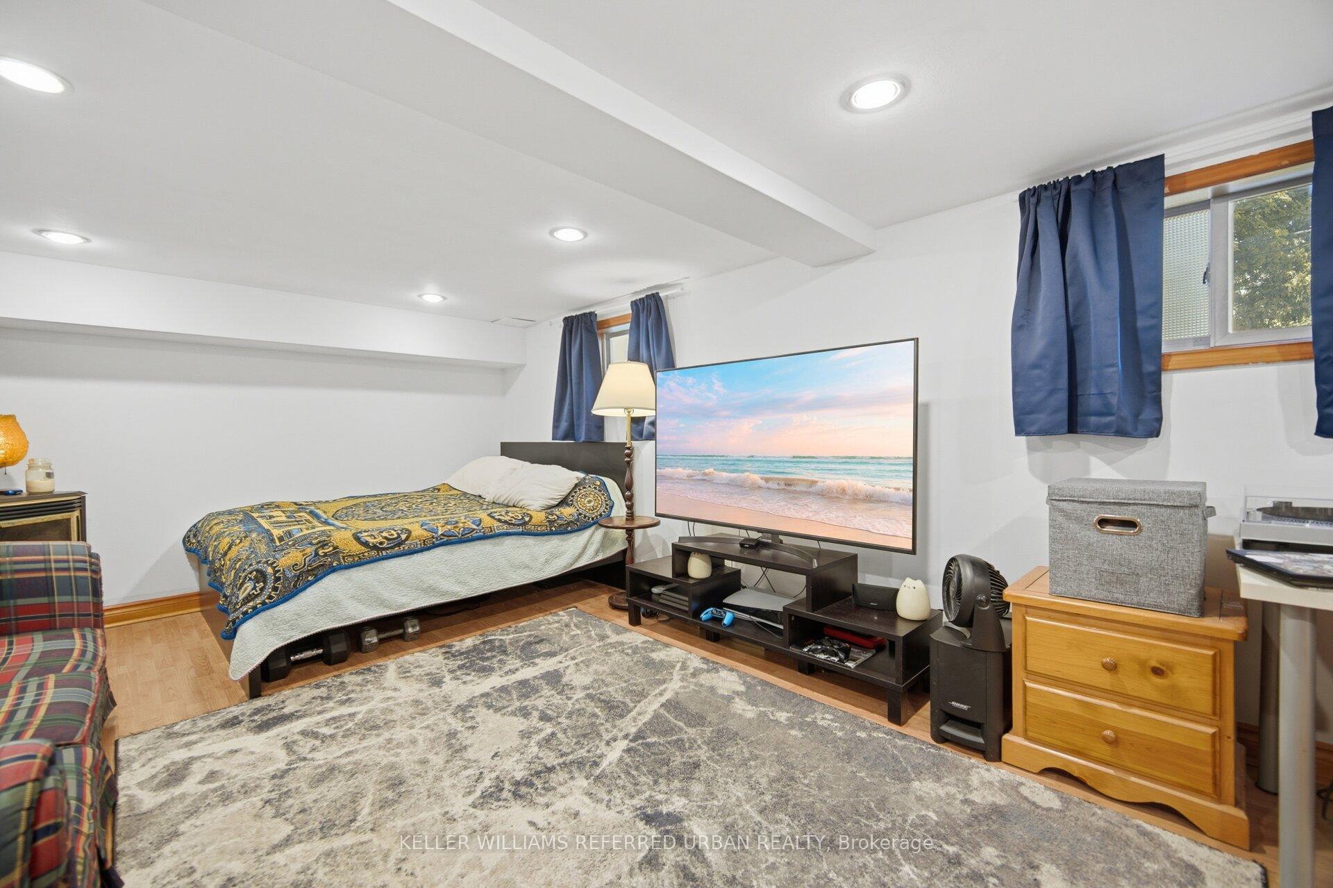 Photo 22 of 41 Parker Avenue, Etobicoke, Stonegate-Queensway — HOMEH