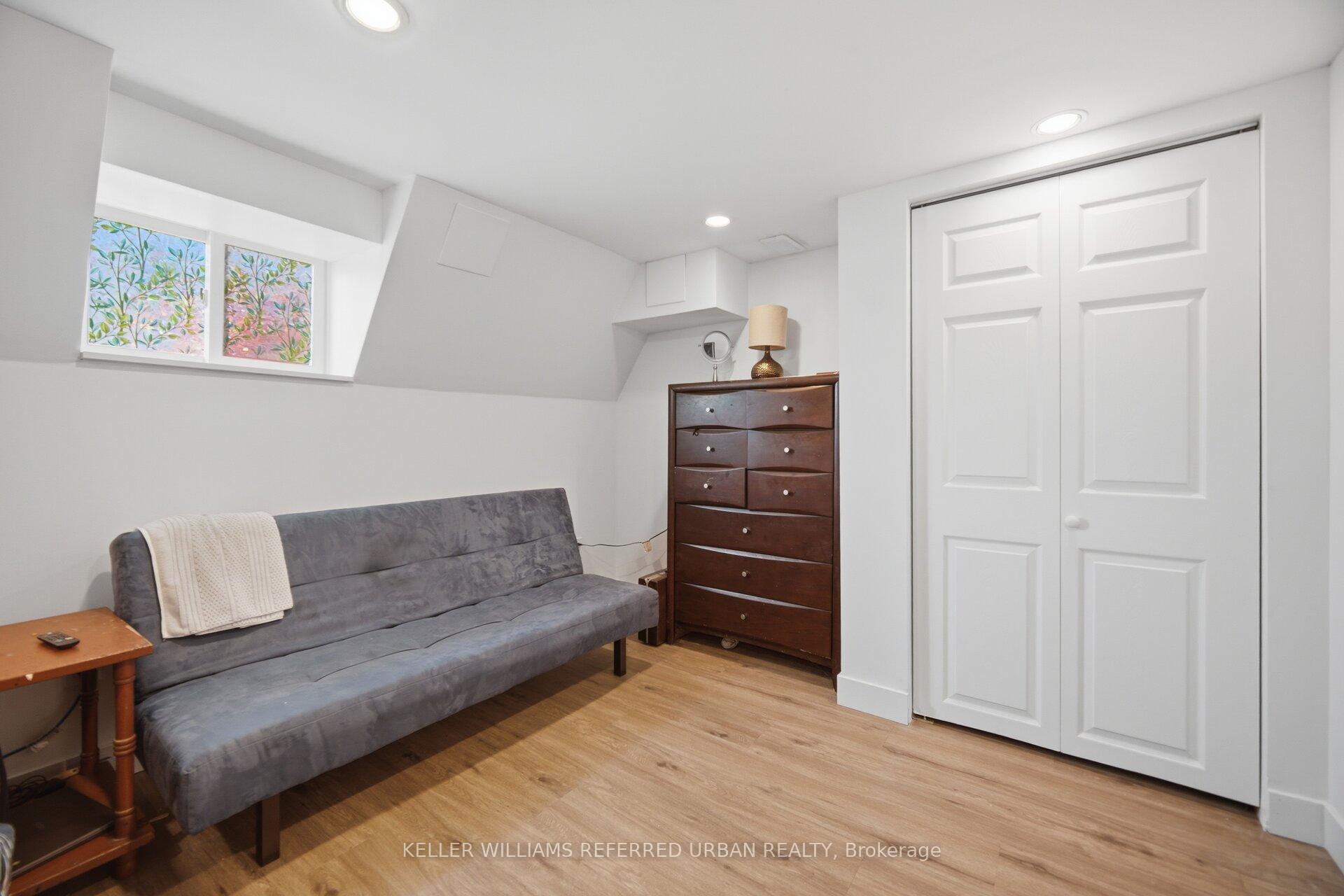 Photo 30 of 41 Parker Avenue, Etobicoke, Stonegate-Queensway — HOMEH