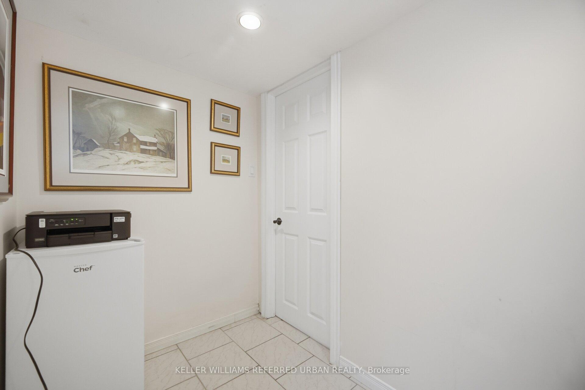Photo 33 of 41 Parker Avenue, Etobicoke, Stonegate-Queensway — HOMEH