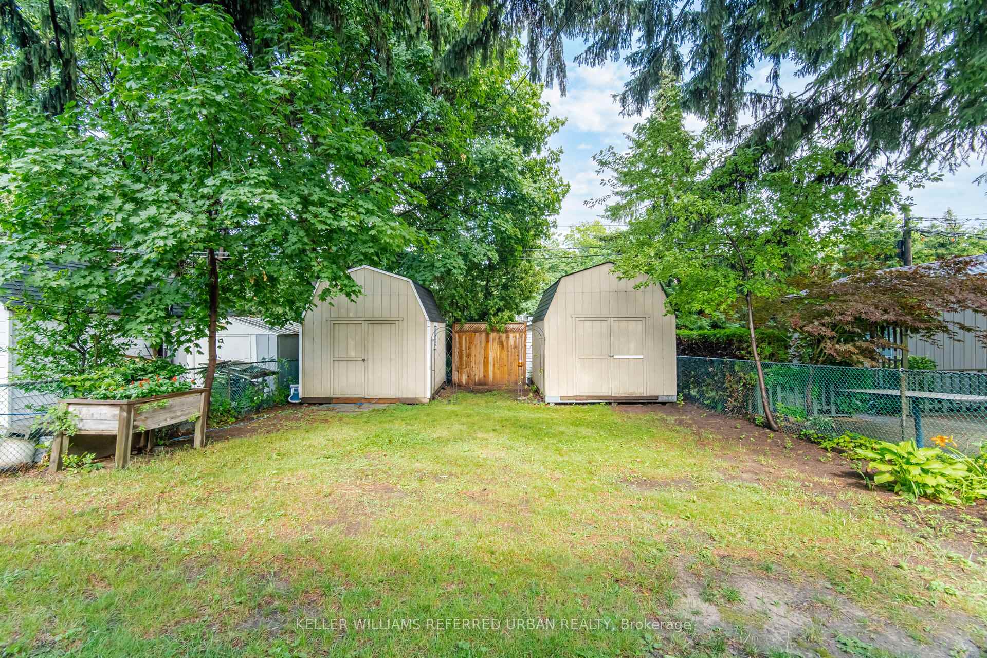 Photo 42 of 41 Parker Avenue, Etobicoke, Stonegate-Queensway — HOMEH