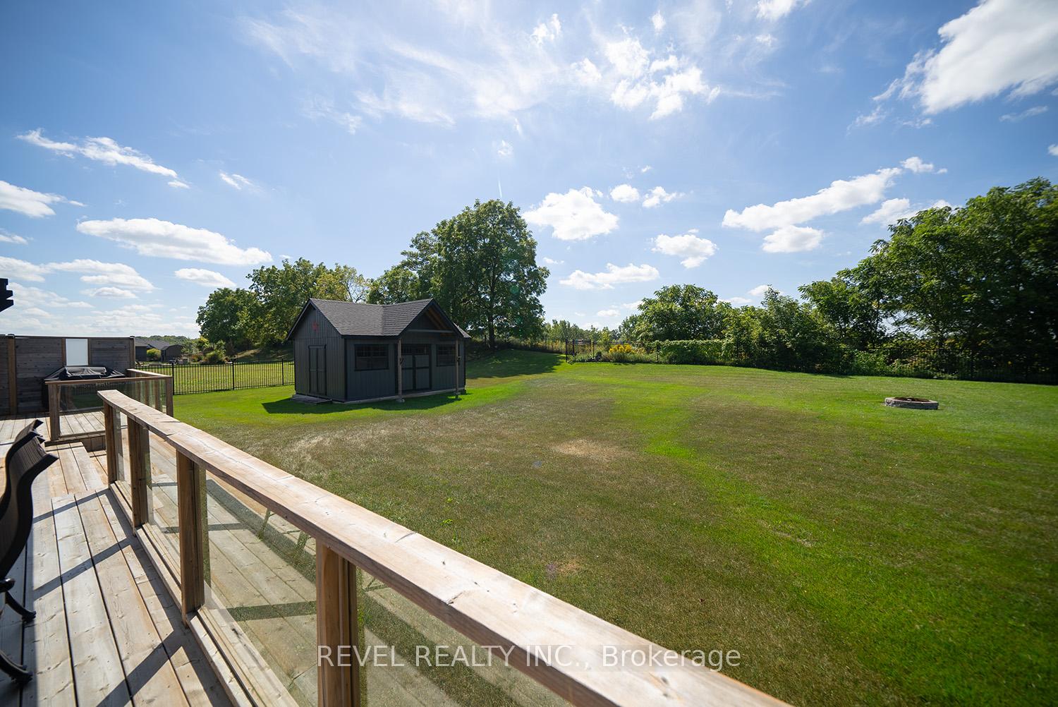 Photo 39 of 21 Tedley Boulevard, Brantford, Empire South — HOMEH