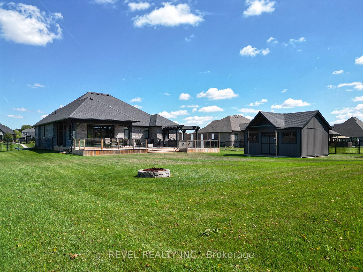Photo 43 of 21 Tedley Boulevard, Brantford, Empire South — HOMEH
