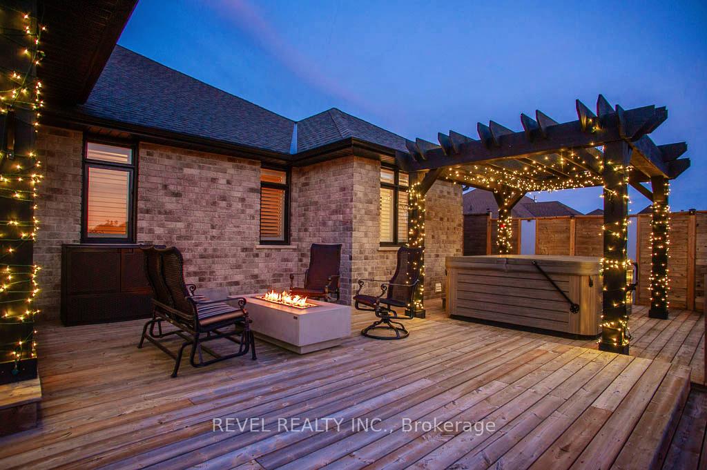 Photo 45 of 21 Tedley Boulevard, Brantford, Empire South — HOMEH