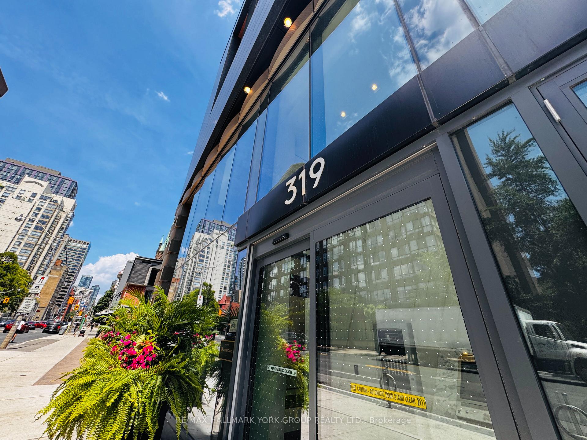 Front of Unit 4506, 319 Jarvis Street