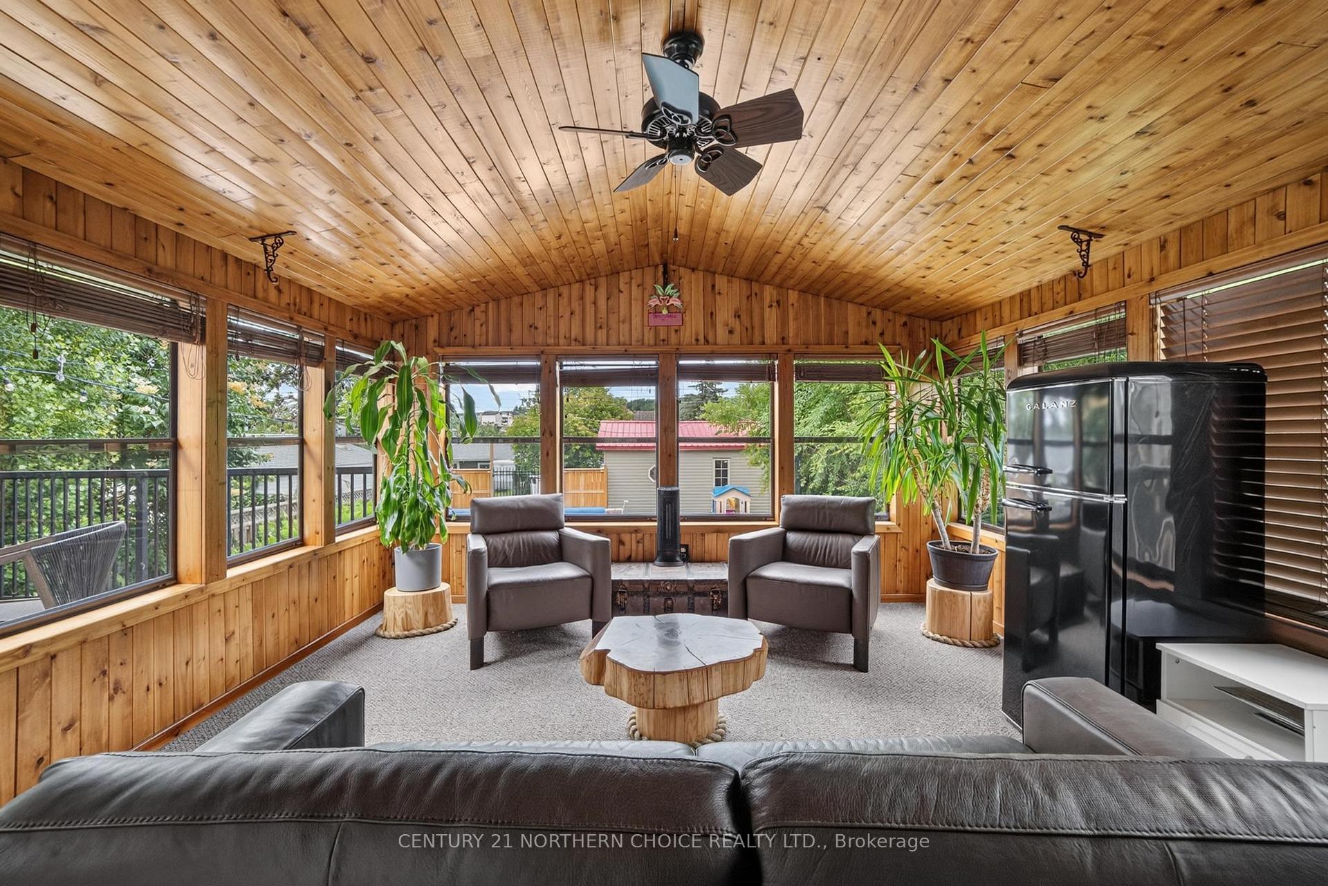 Photo 20 of 1006 Park St, Kenora, Central — HOMEH