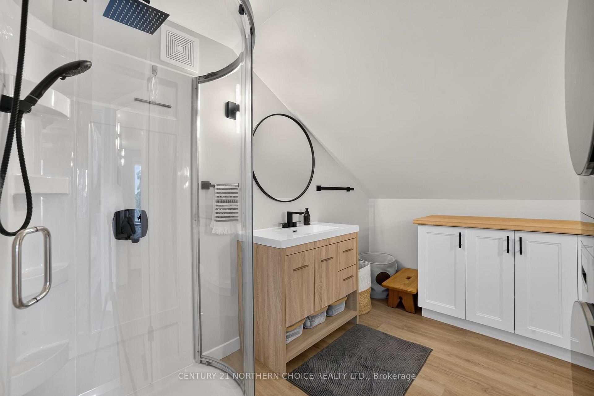 Photo 31 of 1006 Park St, Kenora, Central — HOMEH