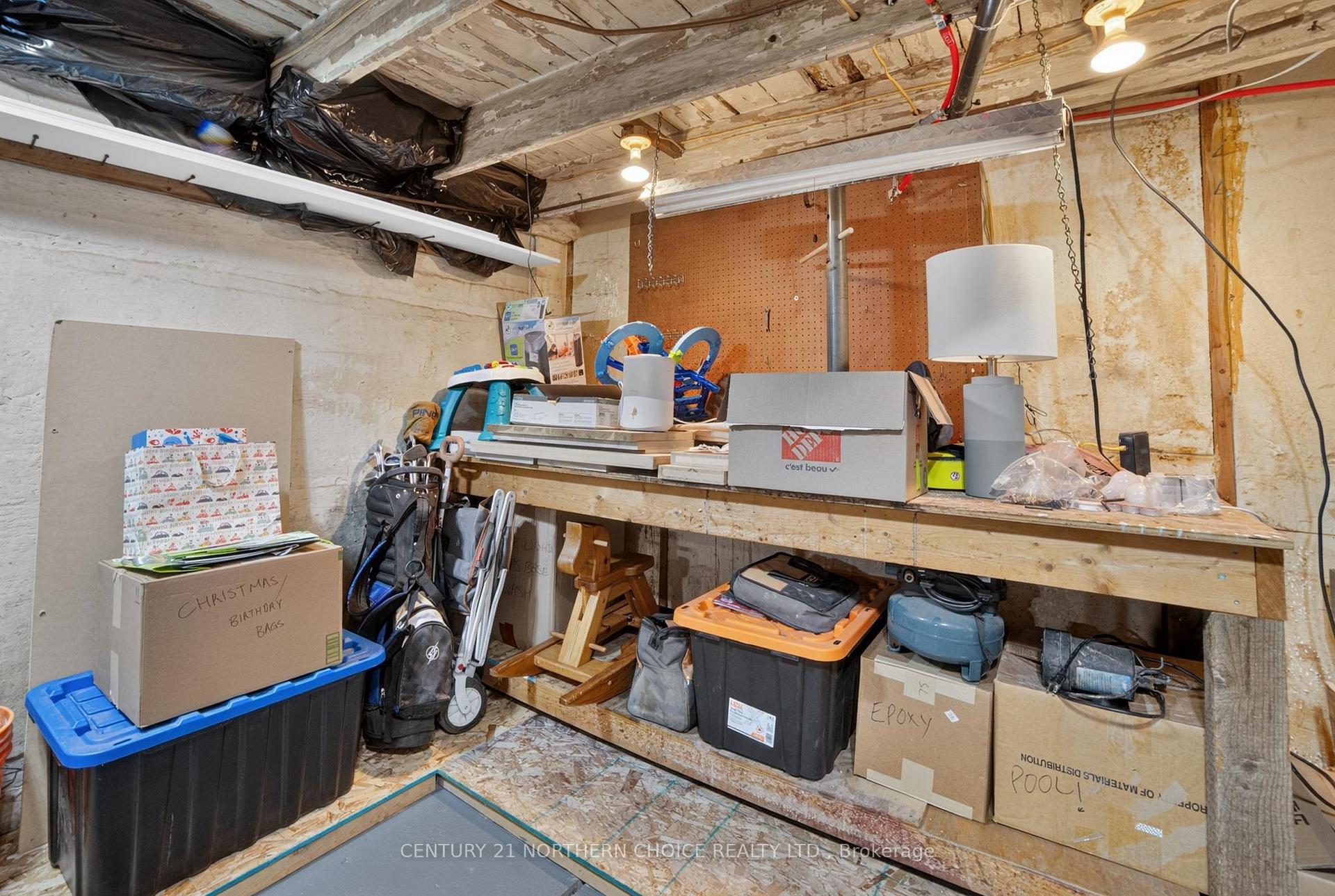 Photo 37 of 1006 Park St, Kenora, Central — HOMEH