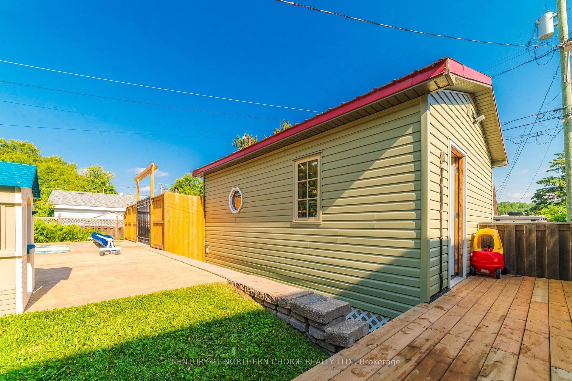 Photo 39 of 1006 Park St, Kenora, Central — HOMEH