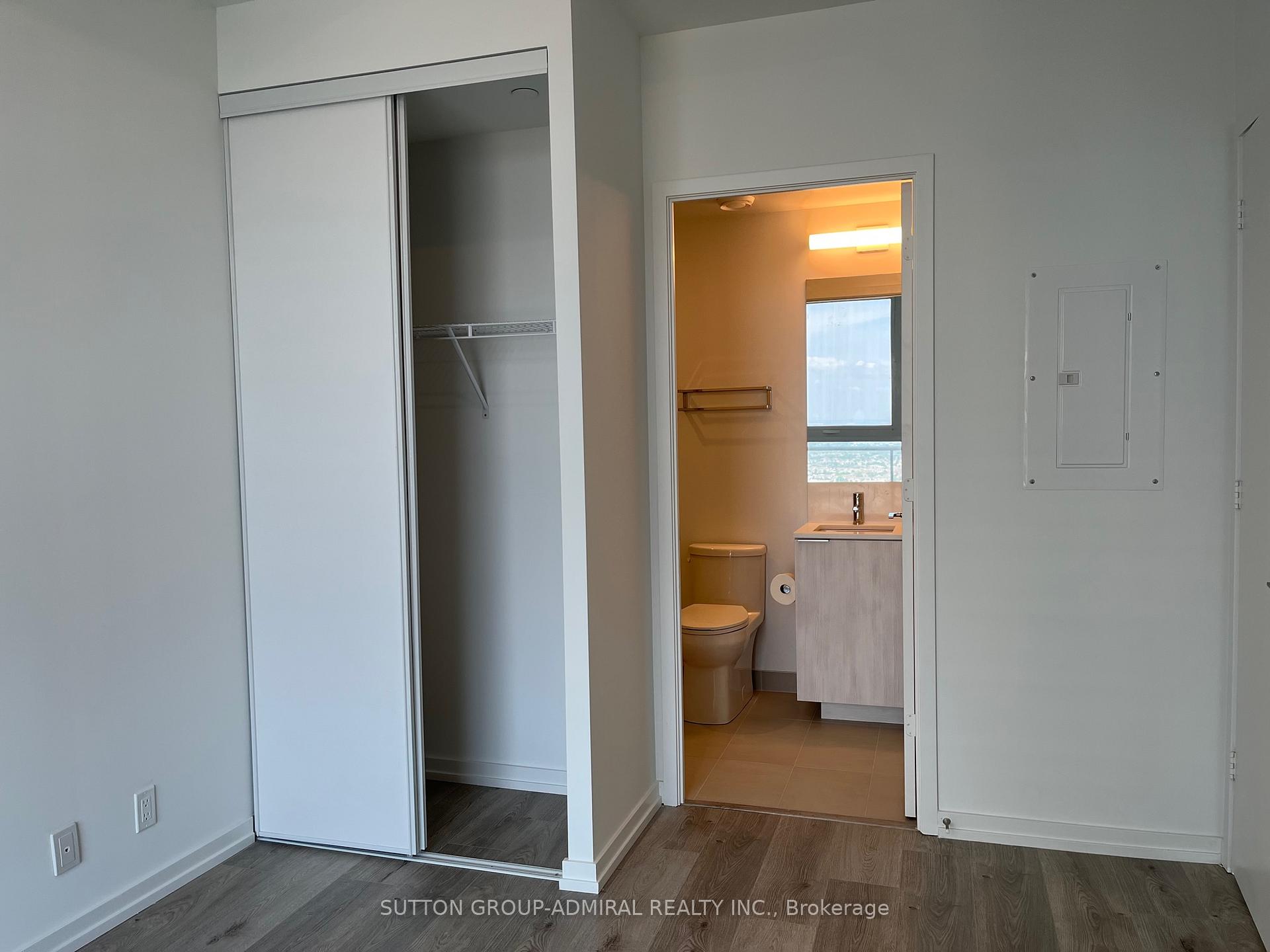 Photo 12 of Unit 4005, 7890 Jane Street, Vaughan, Vaughan Corporate Centre — HOMEH