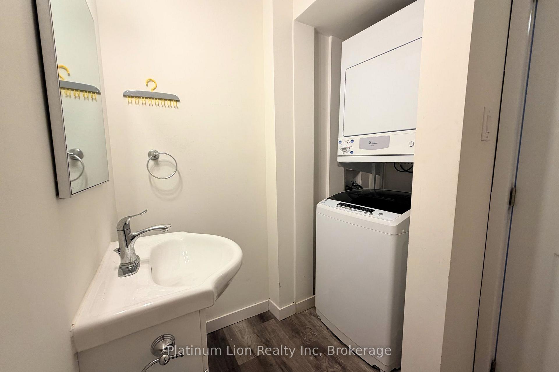 Photo 10 of Unit 3, 120 Charles Street, Hamilton, Durand — HOMEH