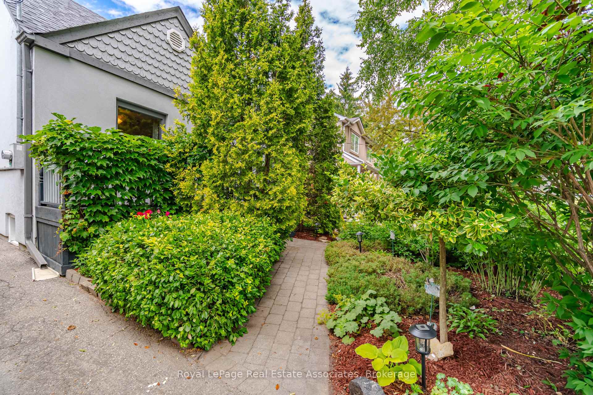 Photo 1 of 32 Plaxton Drive, Toronto, O'Connor-Parkview — HOMEH