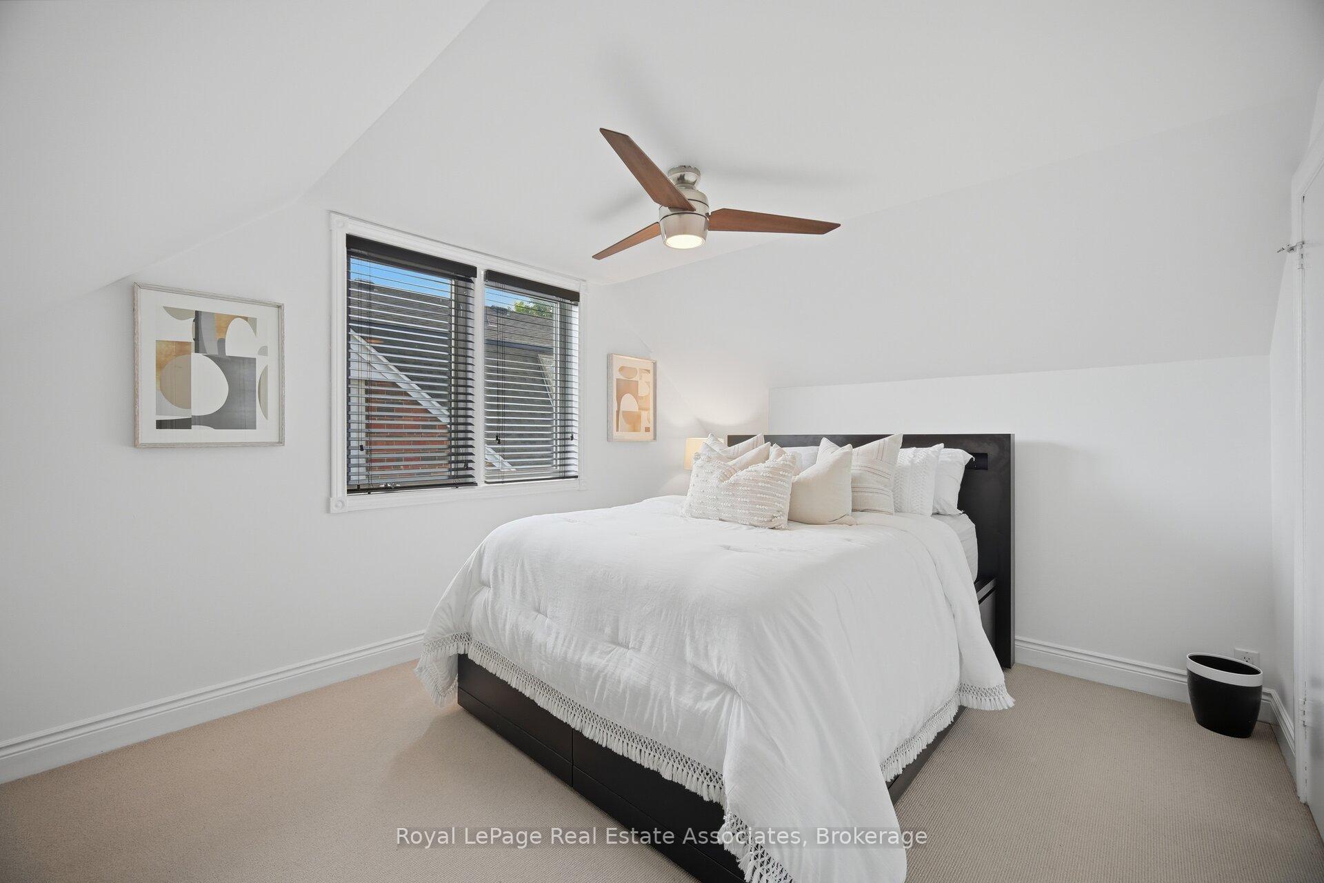 Photo 24 of 32 Plaxton Drive, Toronto, O'Connor-Parkview — HOMEH