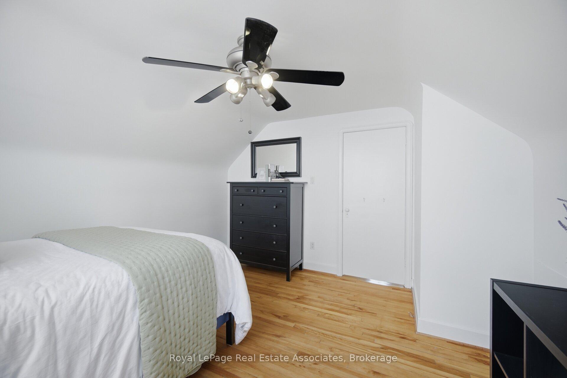 Photo 27 of 32 Plaxton Drive, Toronto, O'Connor-Parkview — HOMEH