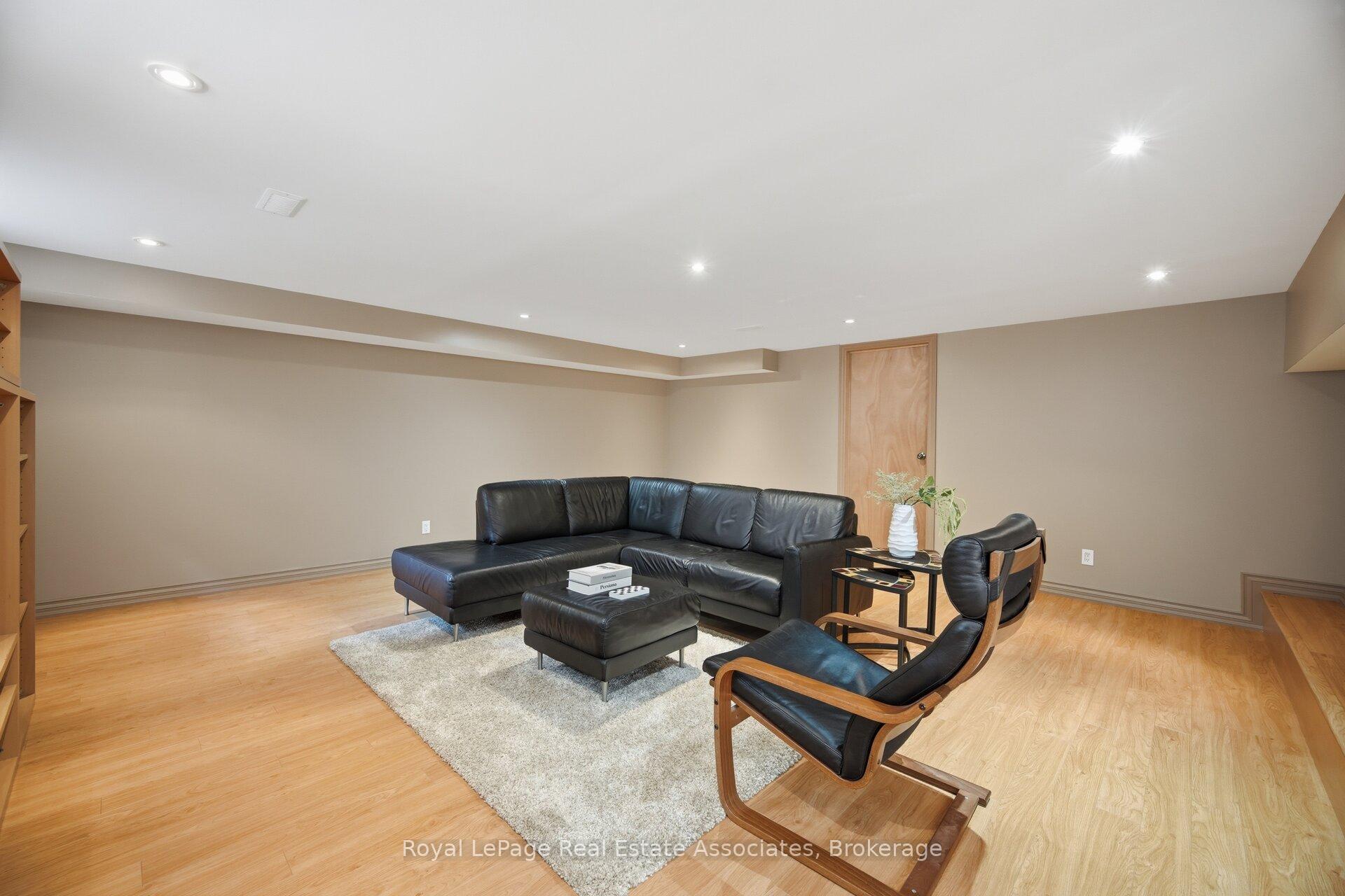Photo 32 of 32 Plaxton Drive, Toronto, O'Connor-Parkview — HOMEH